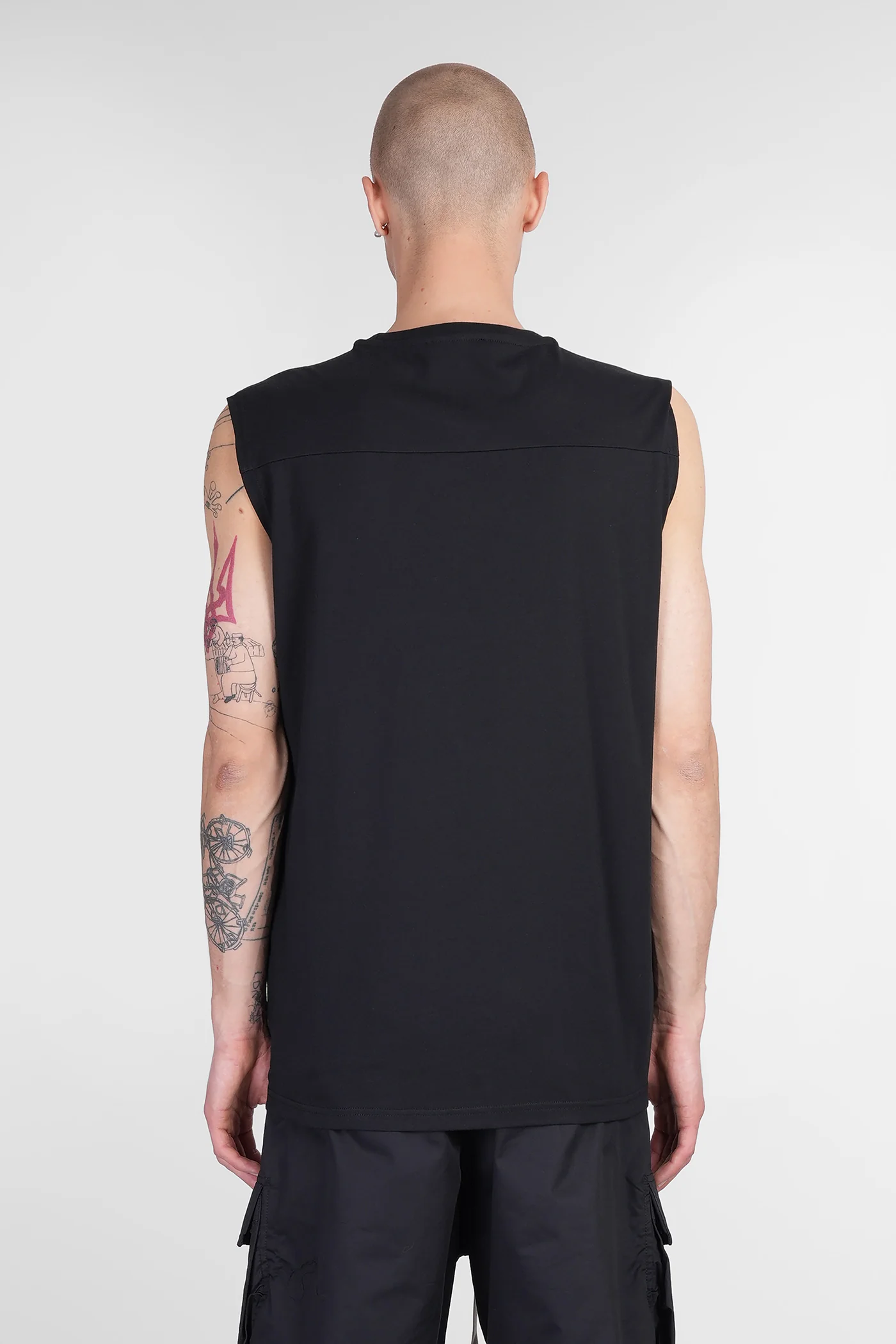 Indian T-Shirt in black cotton - Image 3