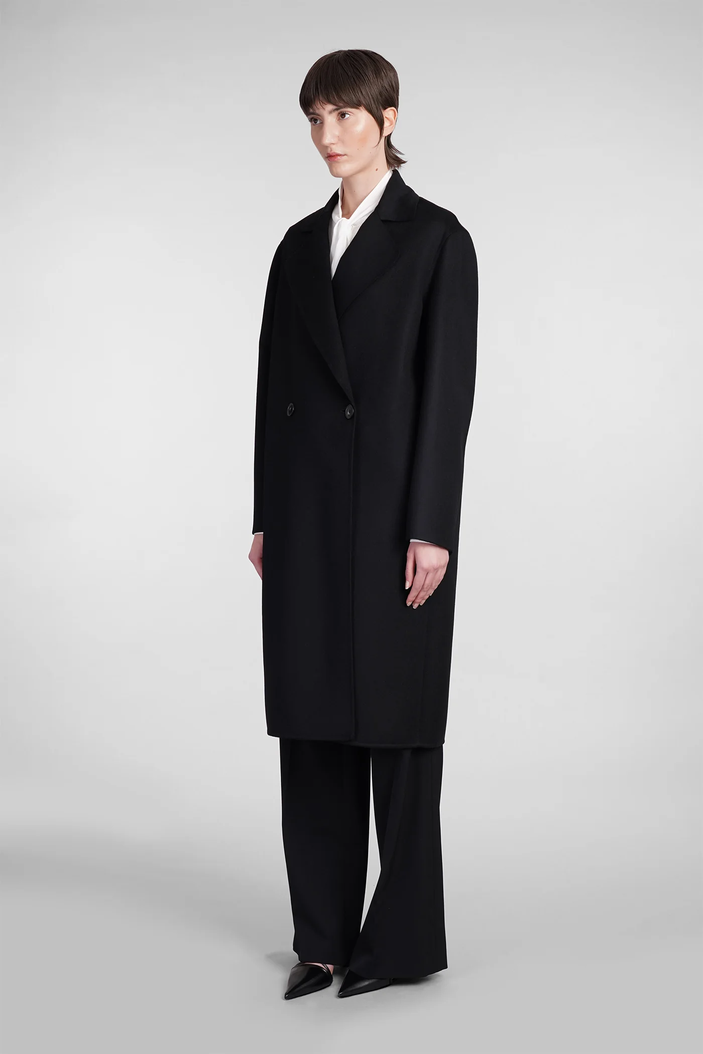 Coat in black wool - Image 4