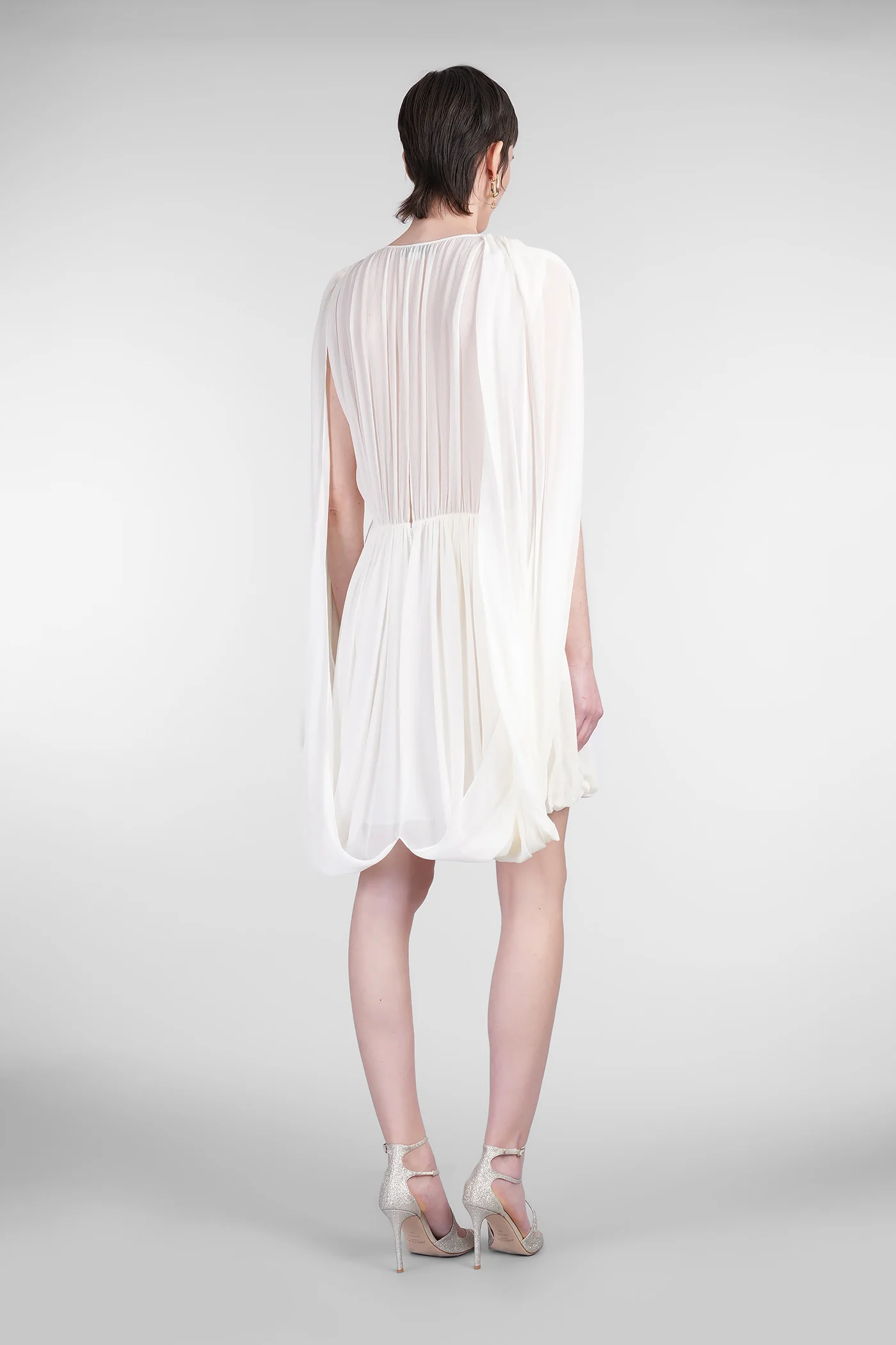 Mini dress in beige silk - Image 3