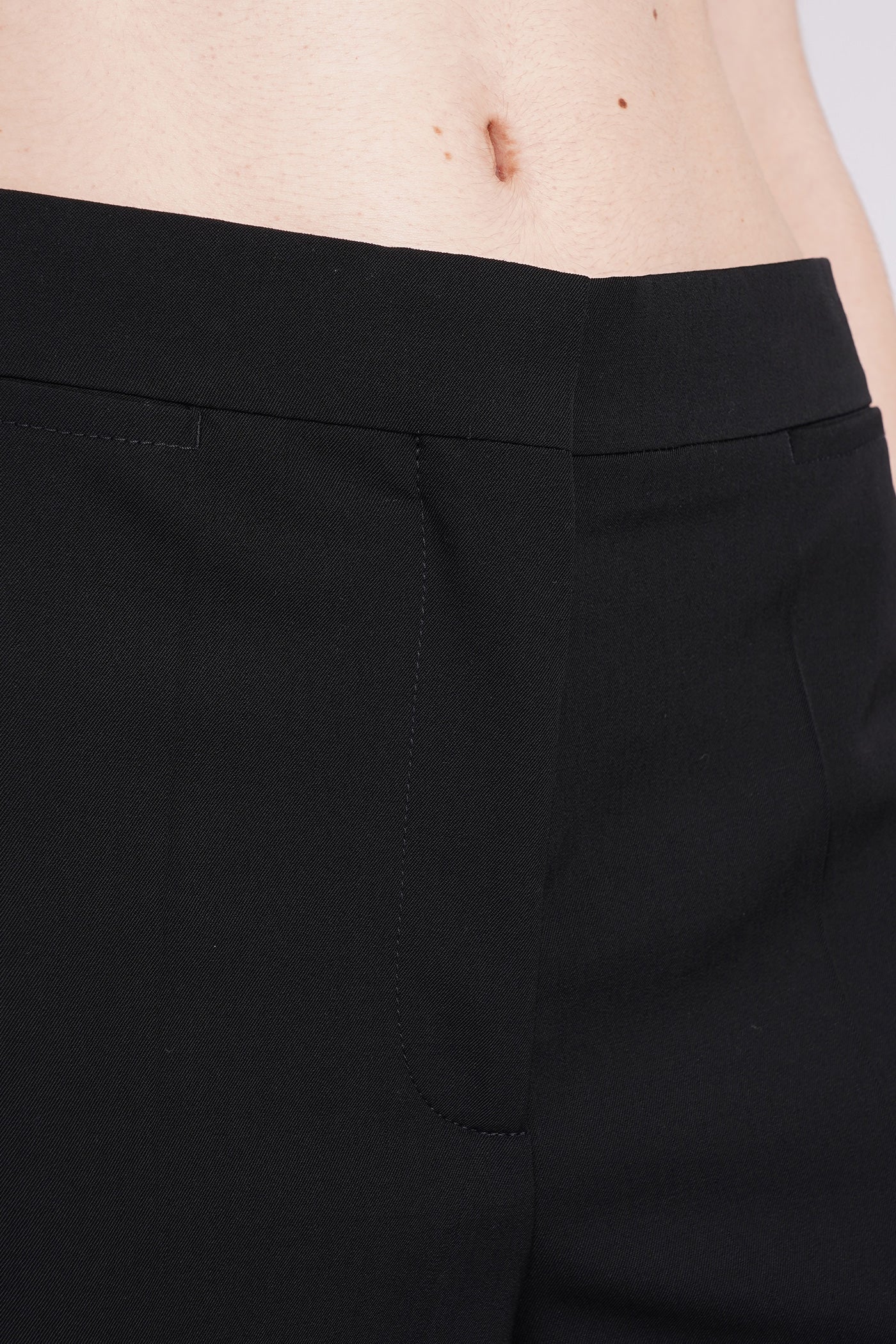 Pants in black wool - Image 5