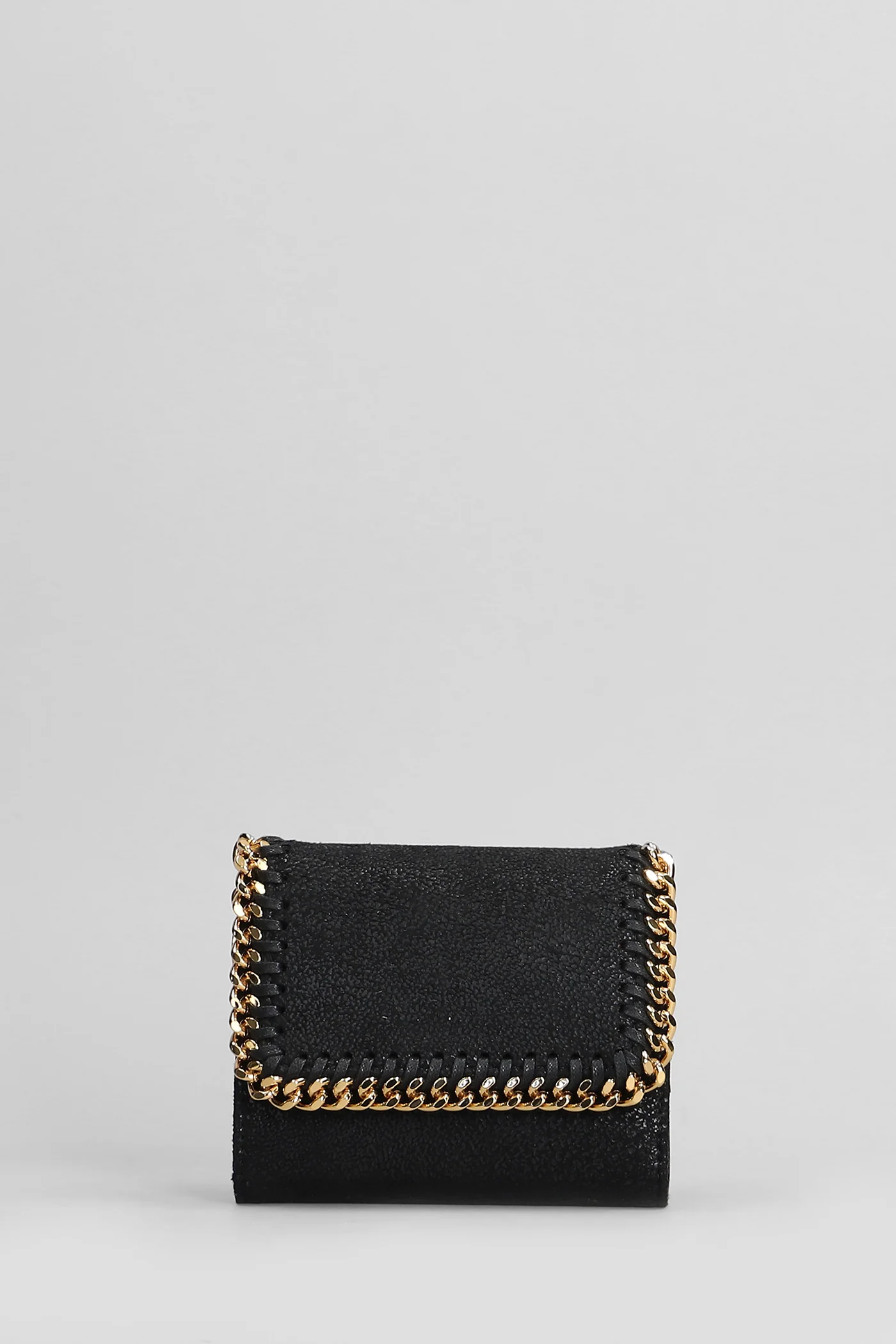 Small flap Wallet in black polyester