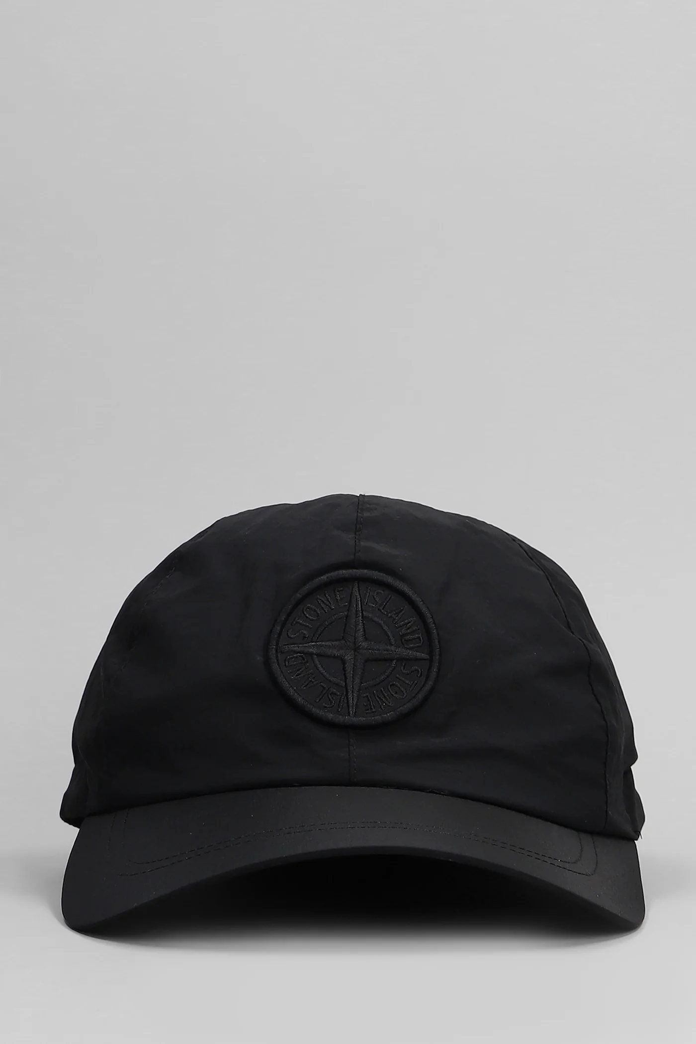 Hats in black polyamide