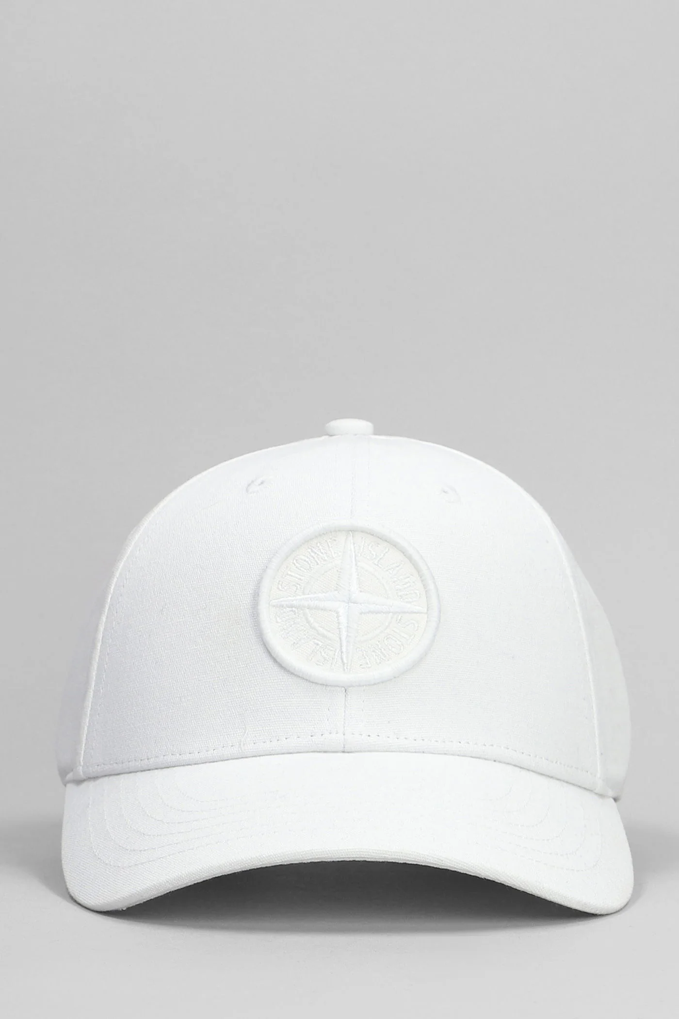 Hats in white cotton