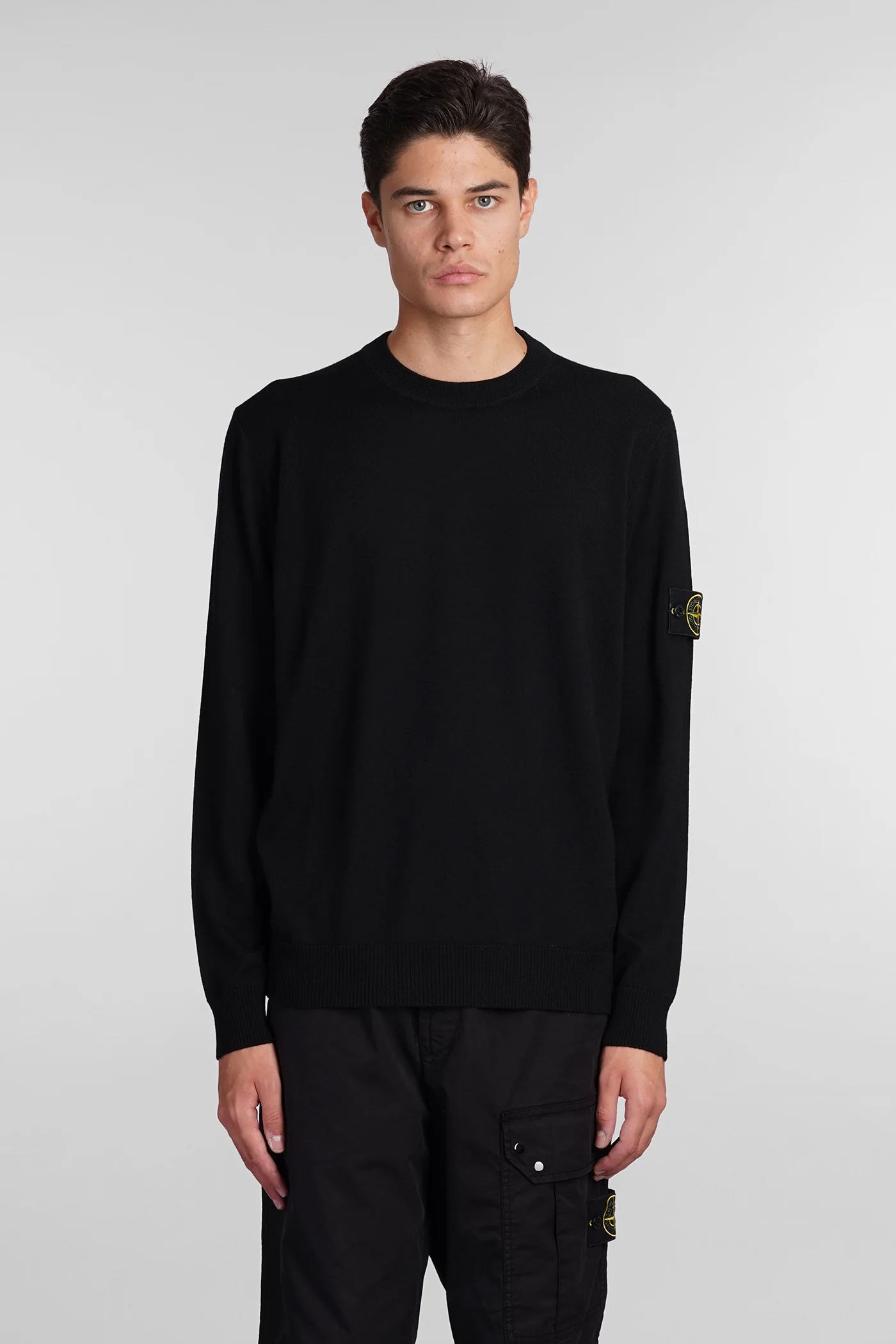 Knitwear in black wool
