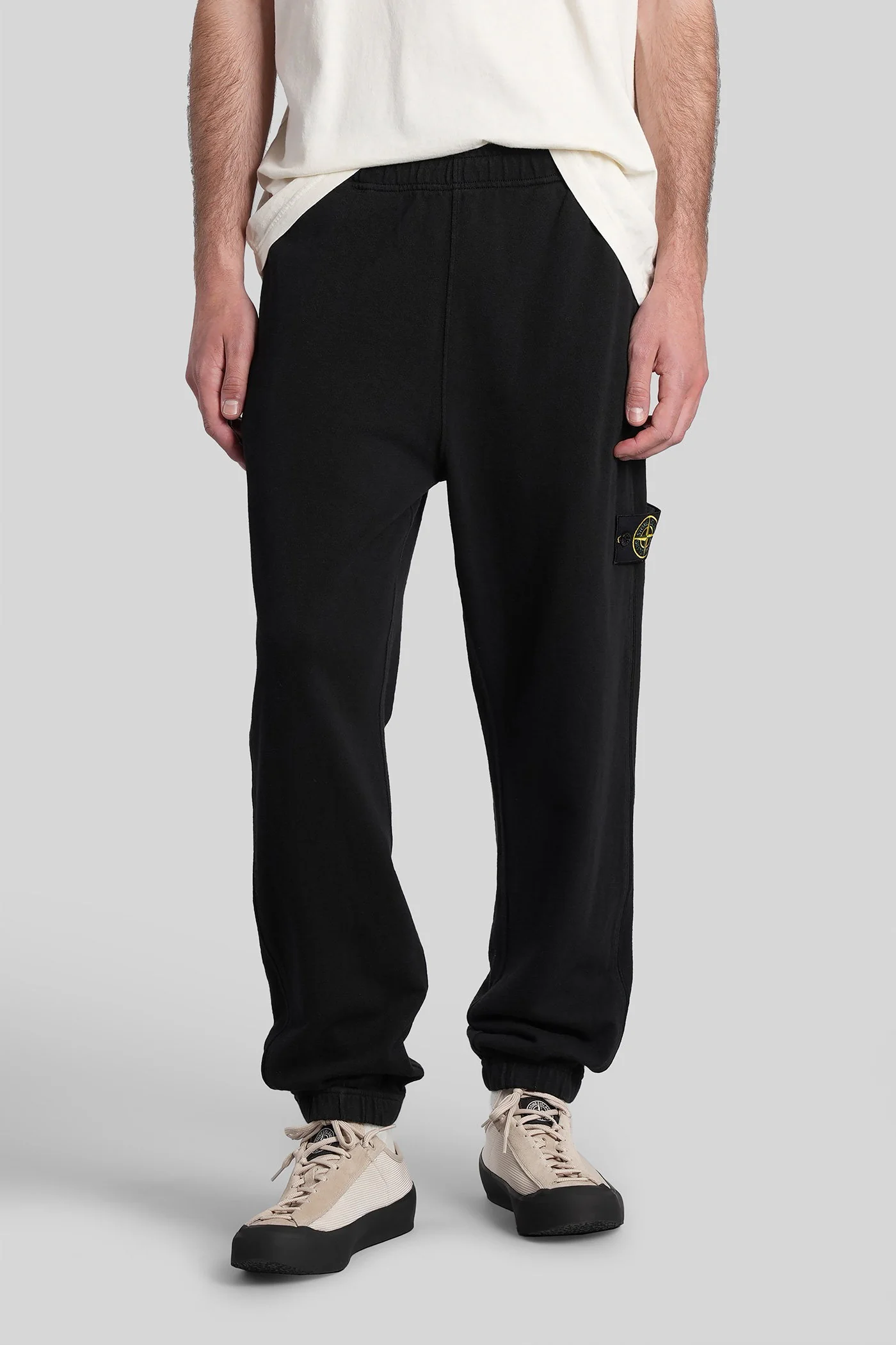 Pants in black cotton