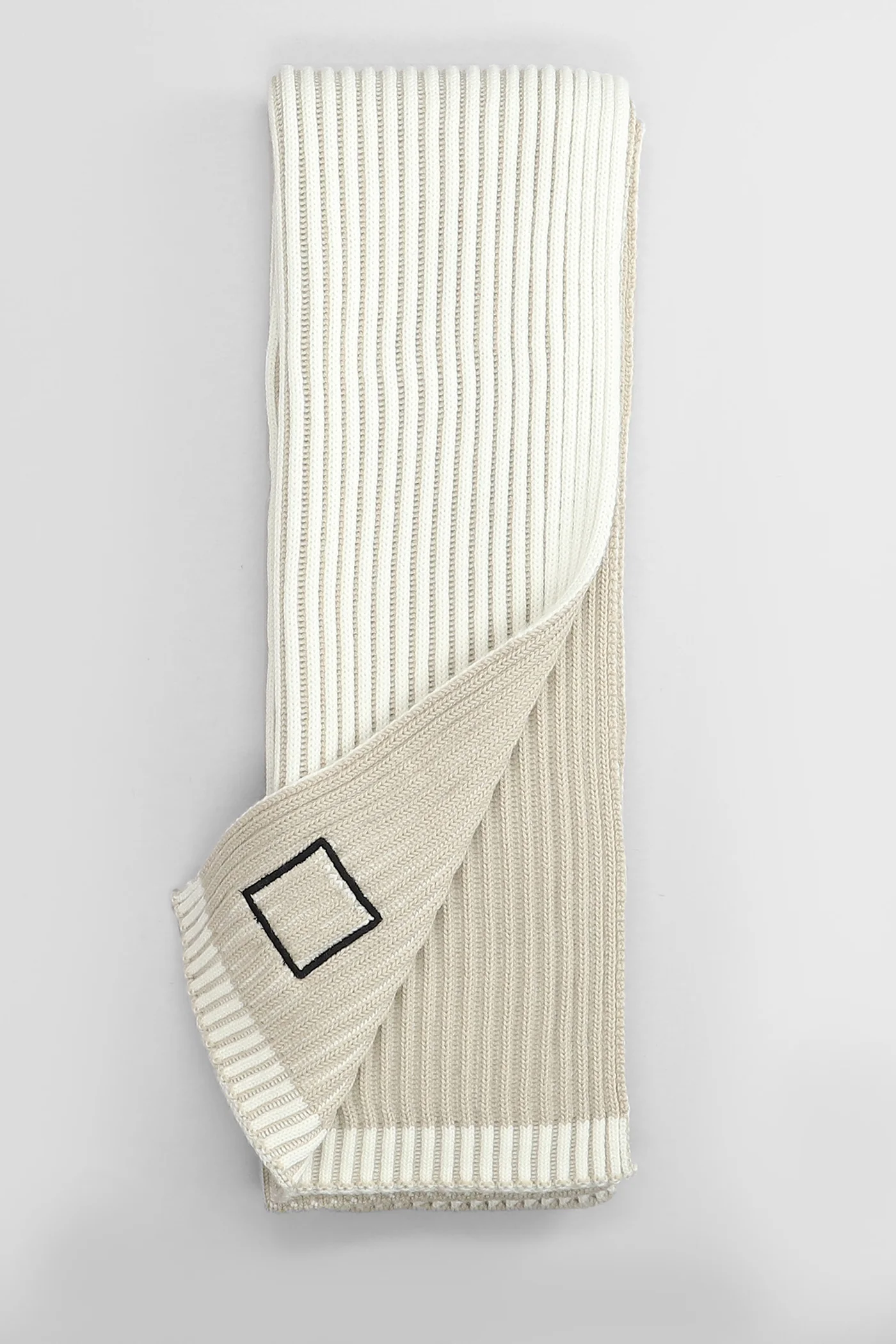 Scarve in beige wool - Image 2