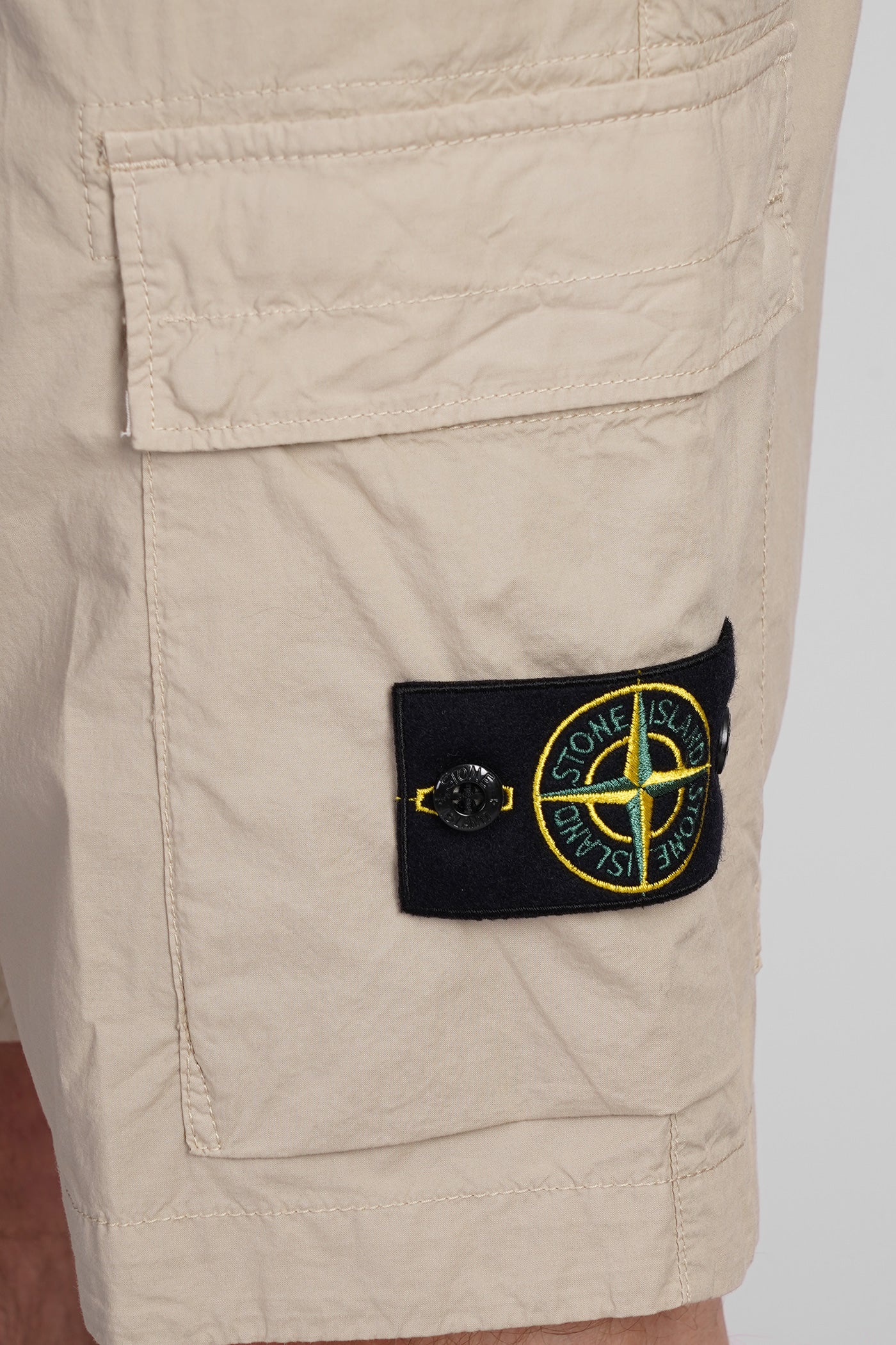 Shorts in beige cotton - Image 5