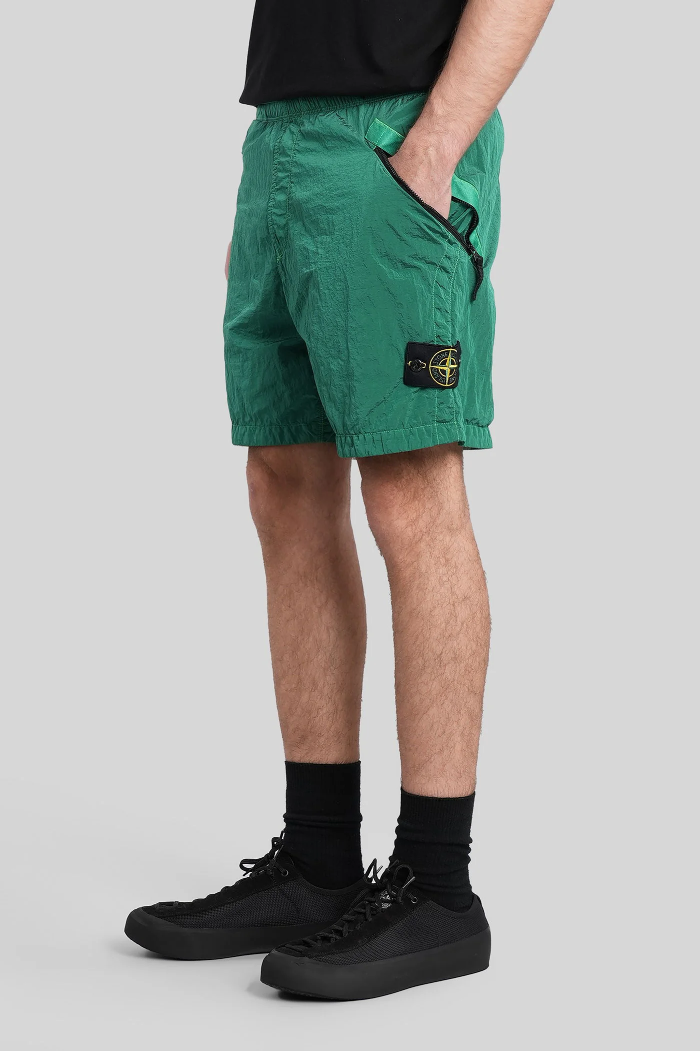 Shorts in green polyamide - Image 4