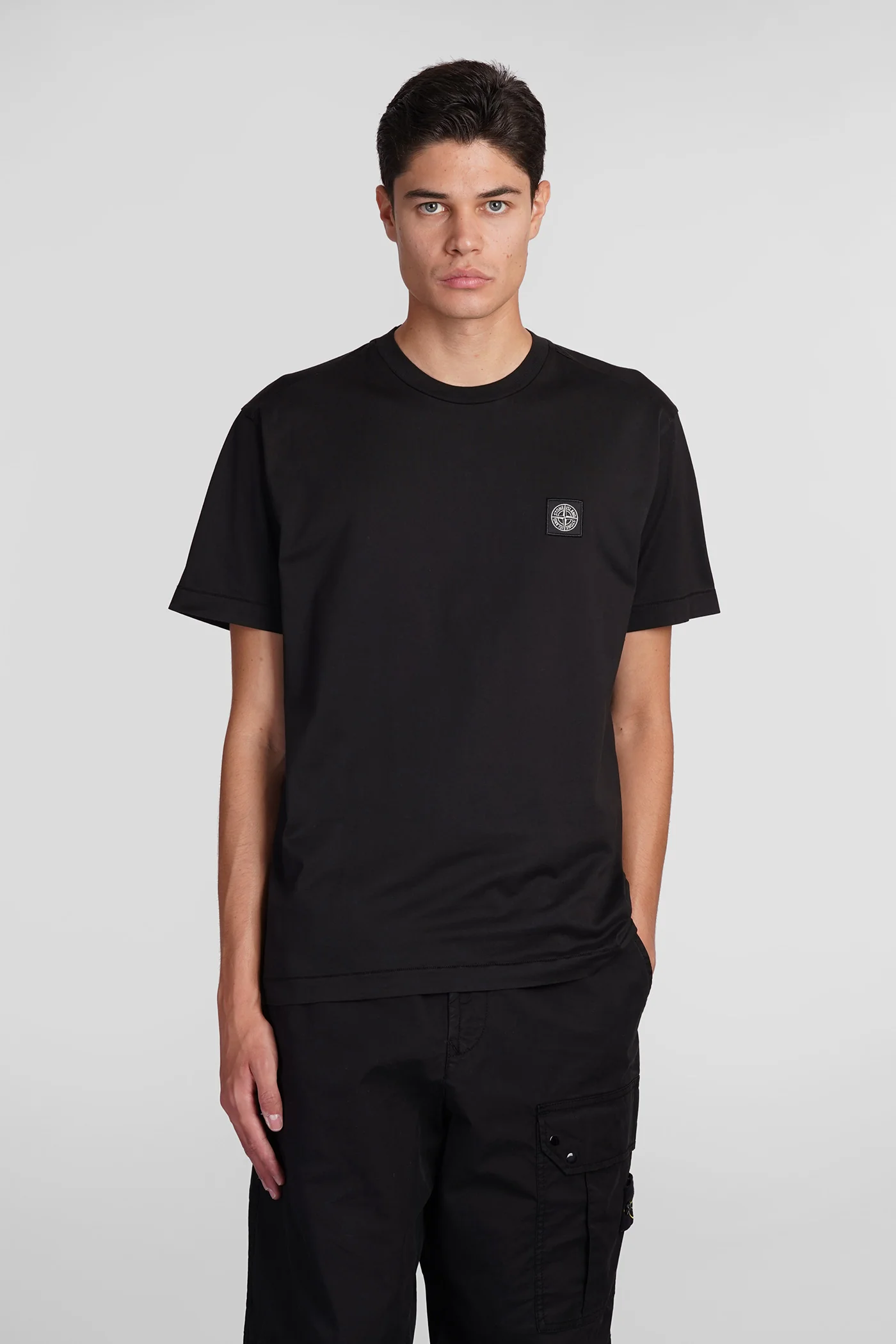 T-Shirt in black cotton
