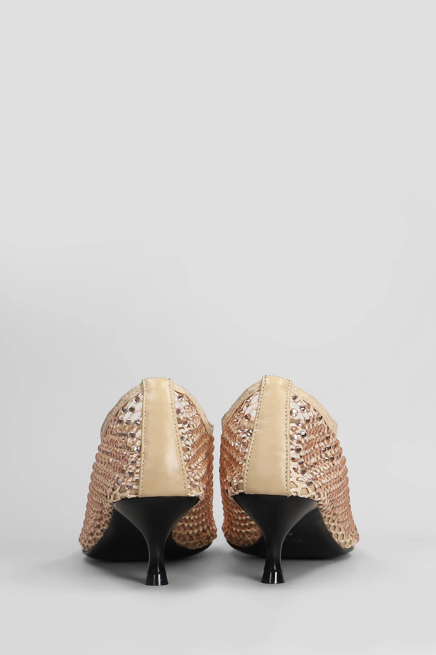 Pumps in beige leather - Image 4