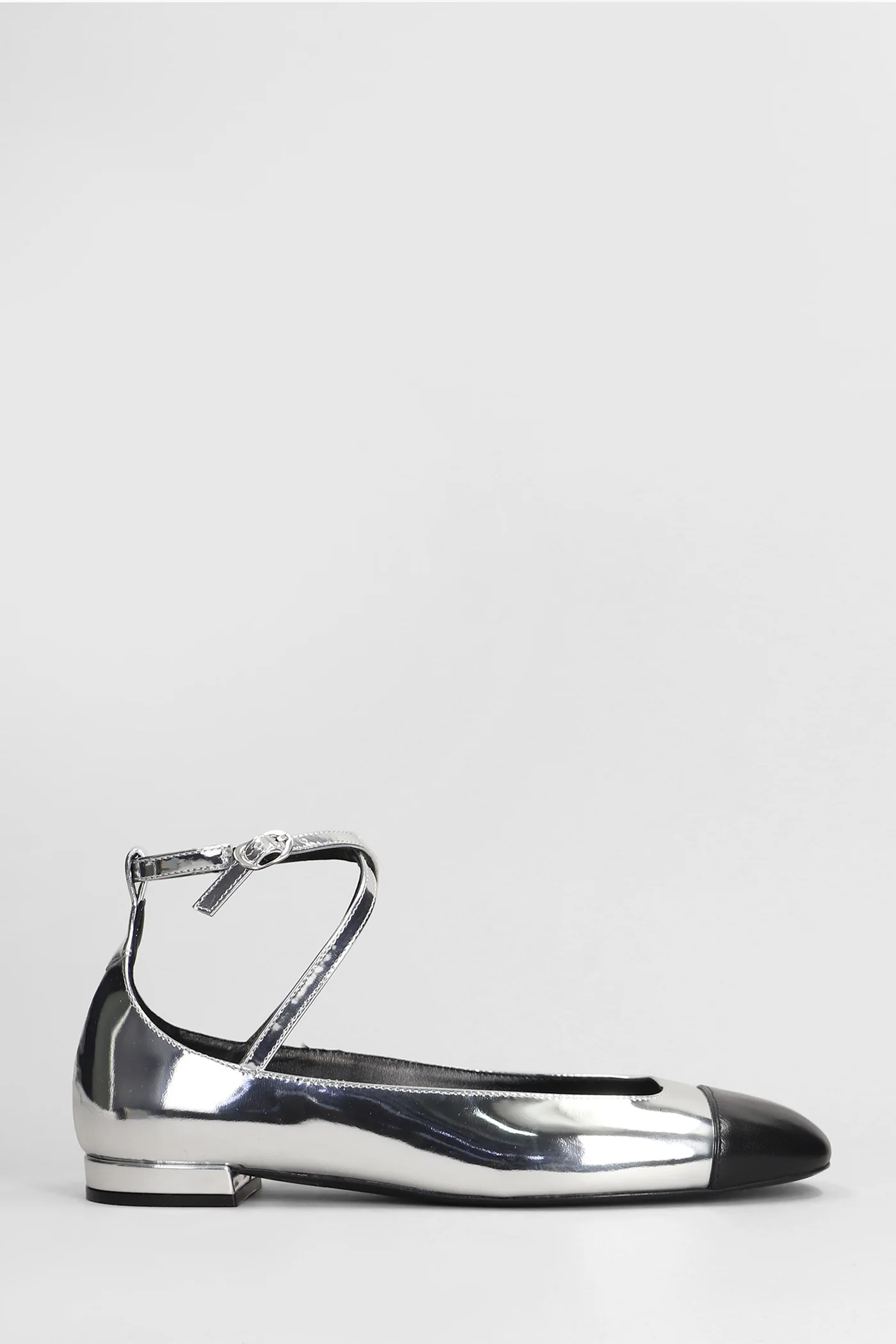 Eden Ballet flats in silver leather