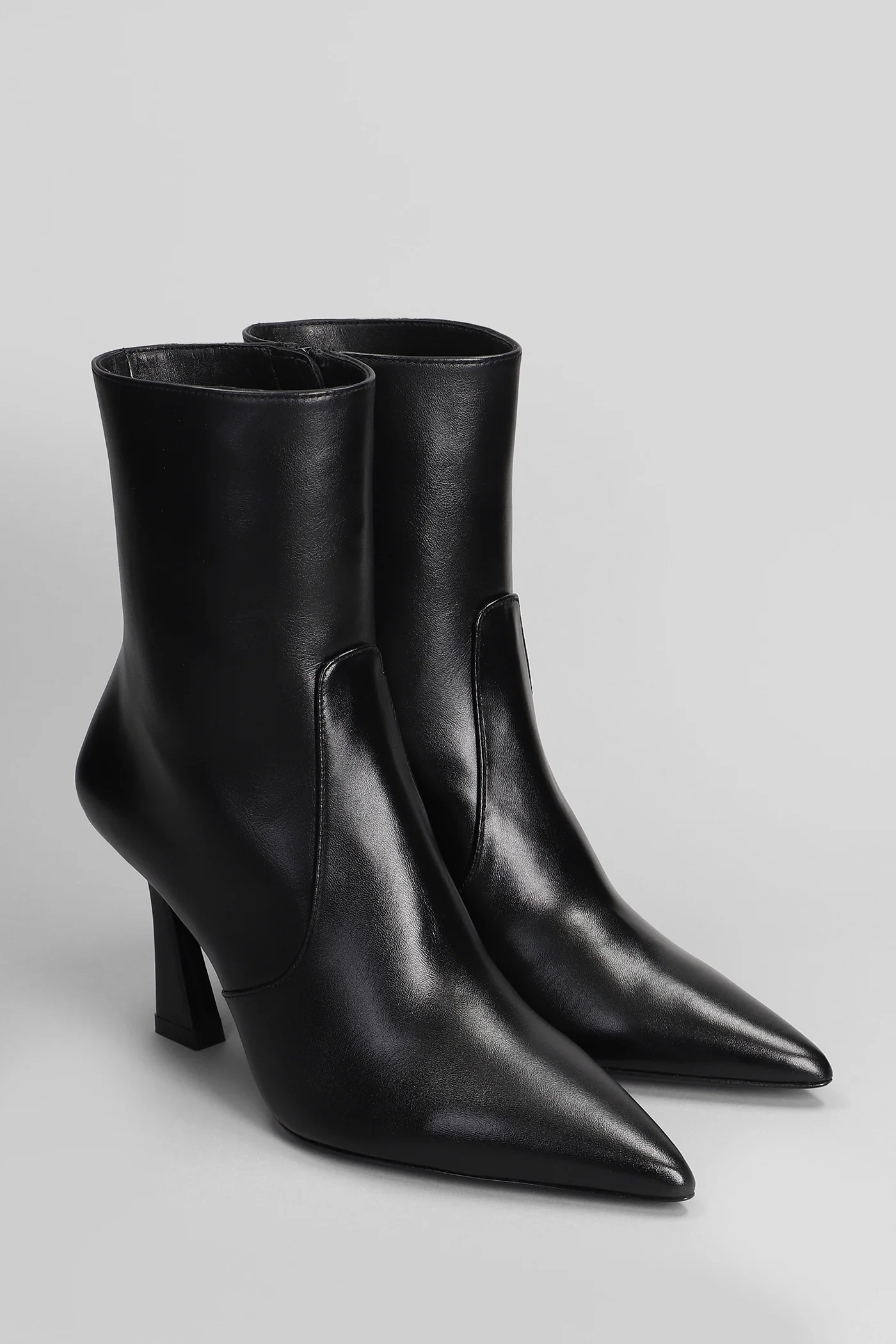 Vinnie High heels Ankle boots in black leather - Image 2