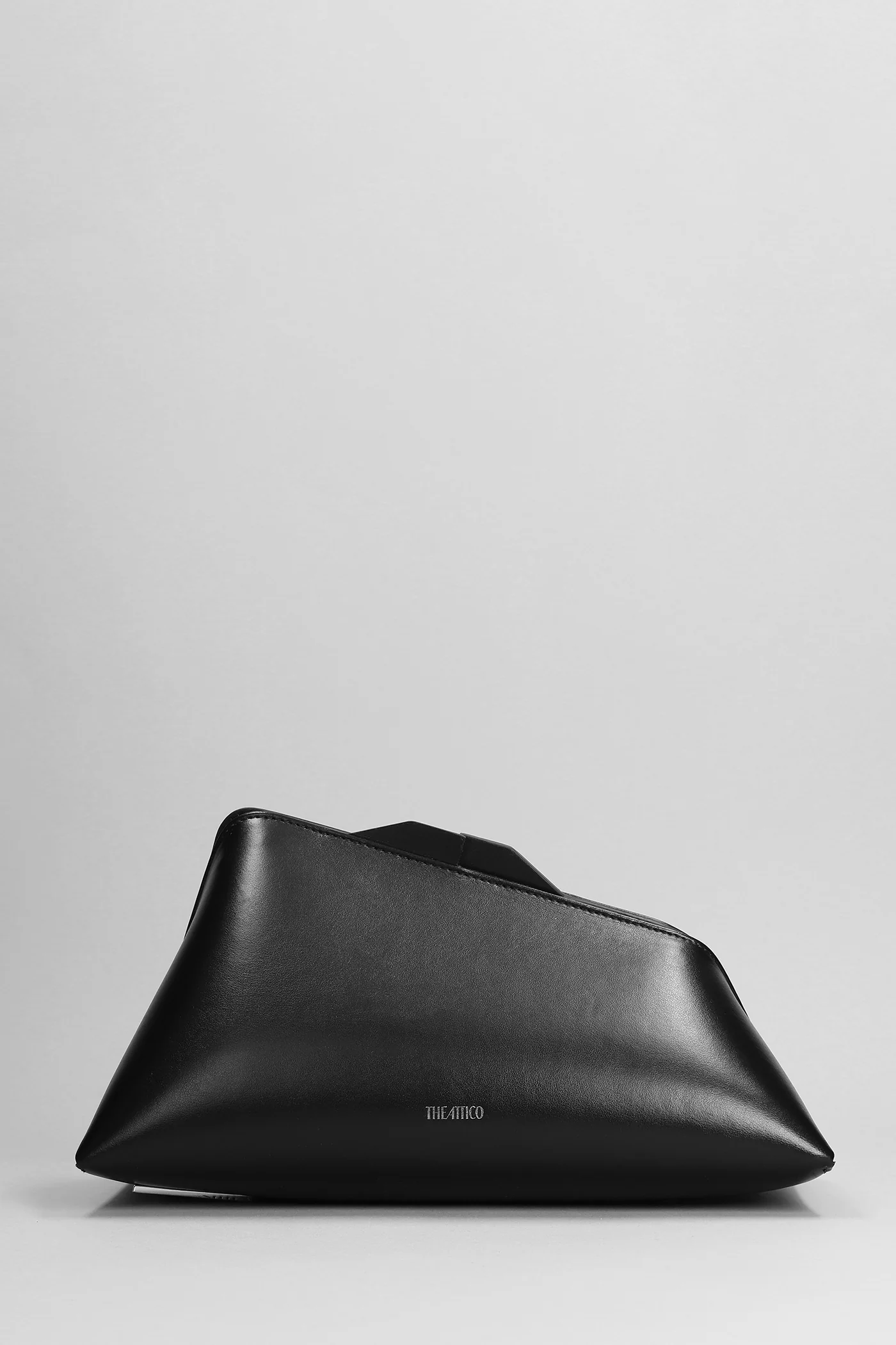 8.30 PM Clutch in black leather