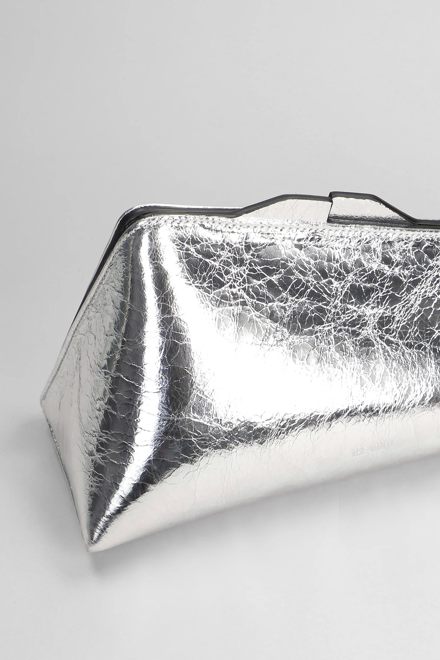 8.30 pm Clutch in silver leather - Image 4