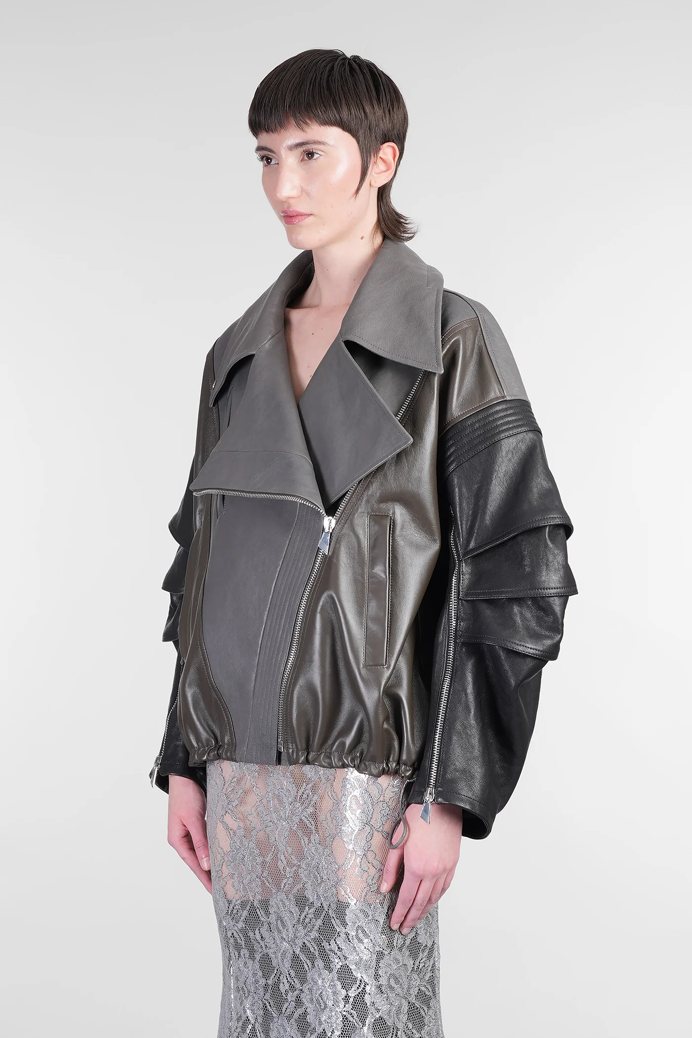 Biker jacket in grey leather - Image 4