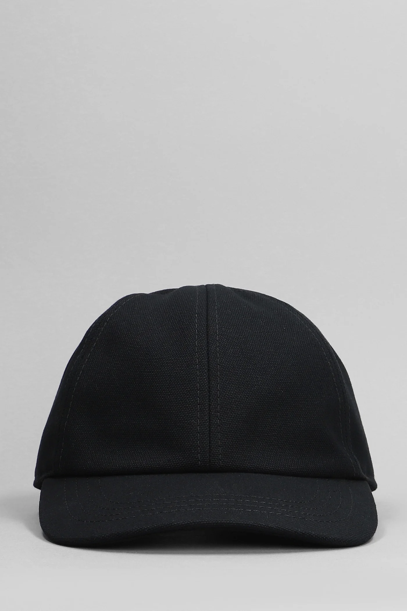 Hats in black cotton