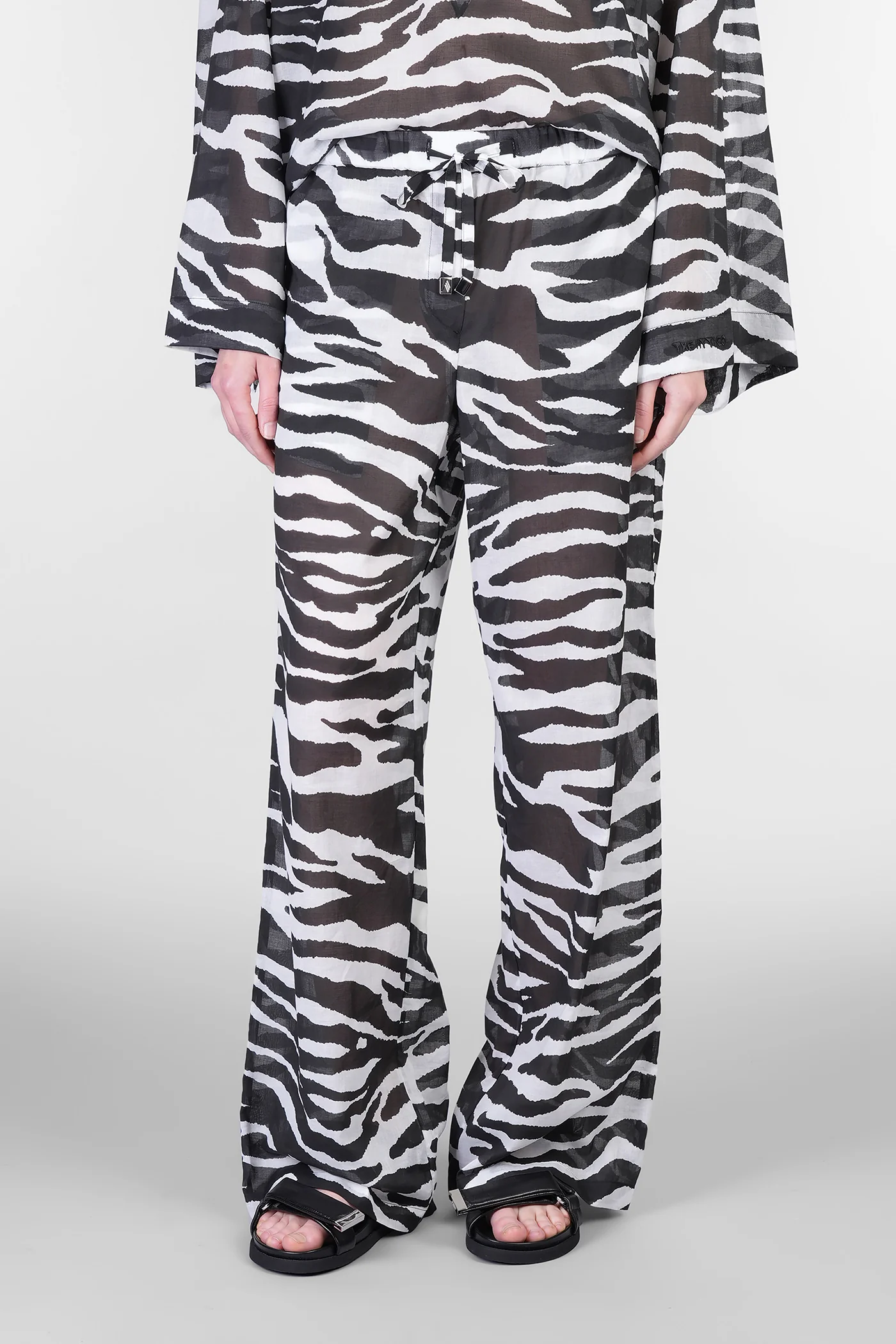 Pants in white cotton