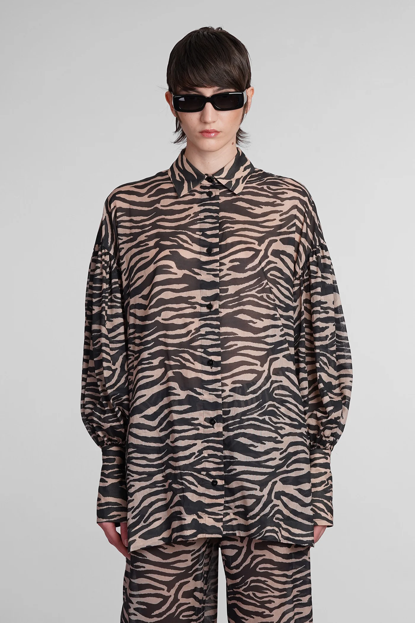 Shirt in beige cotton