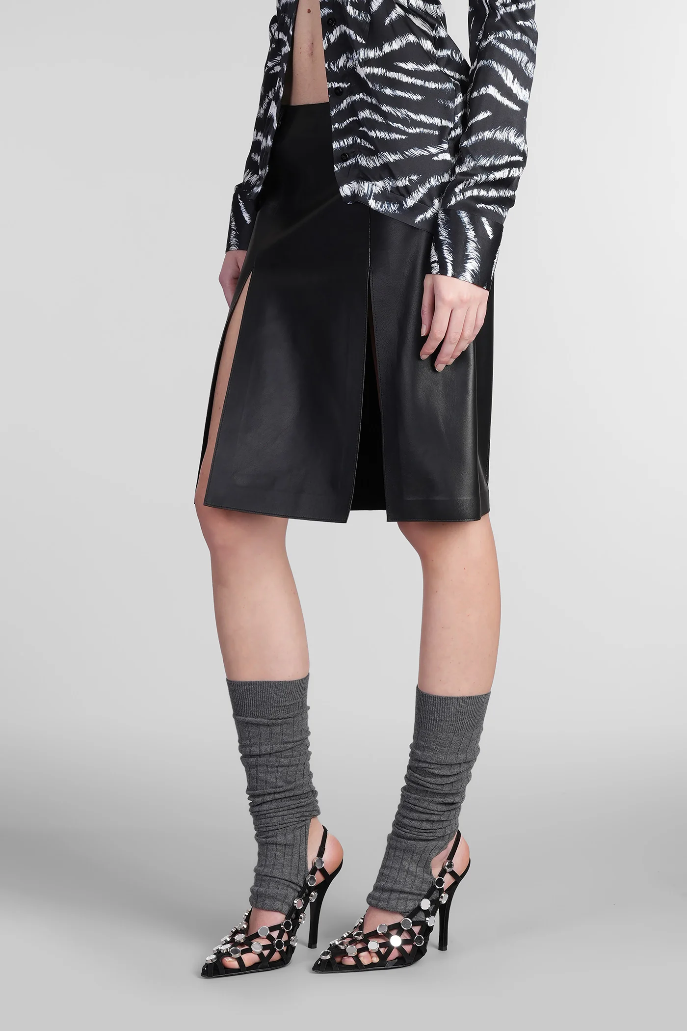 Skirt in black leather - Image 4