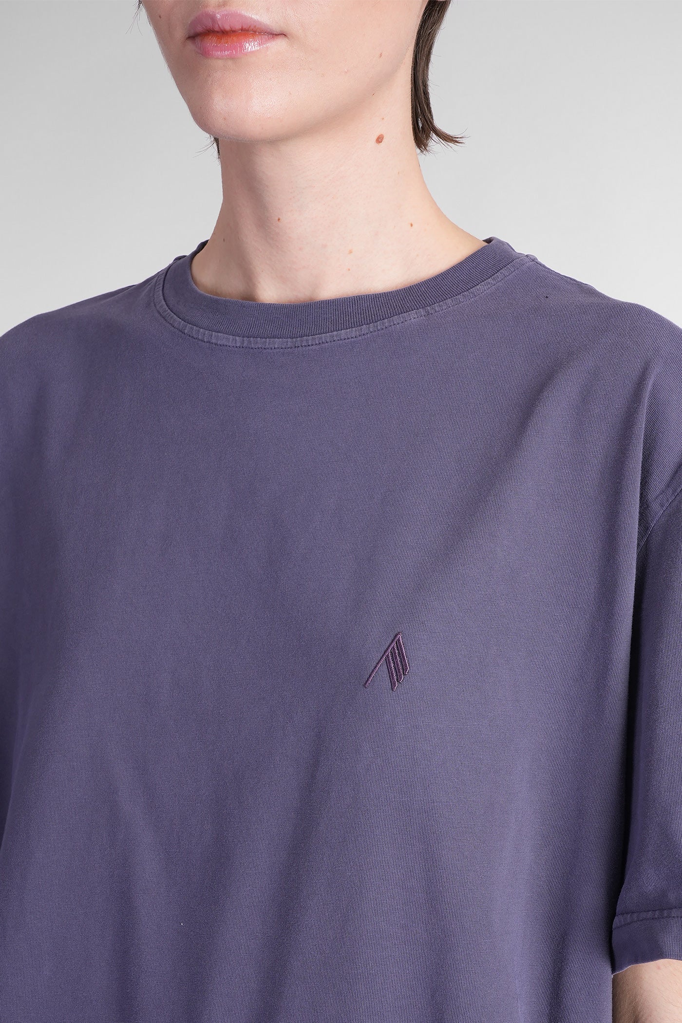T-Shirt in Viola cotton - Image 5