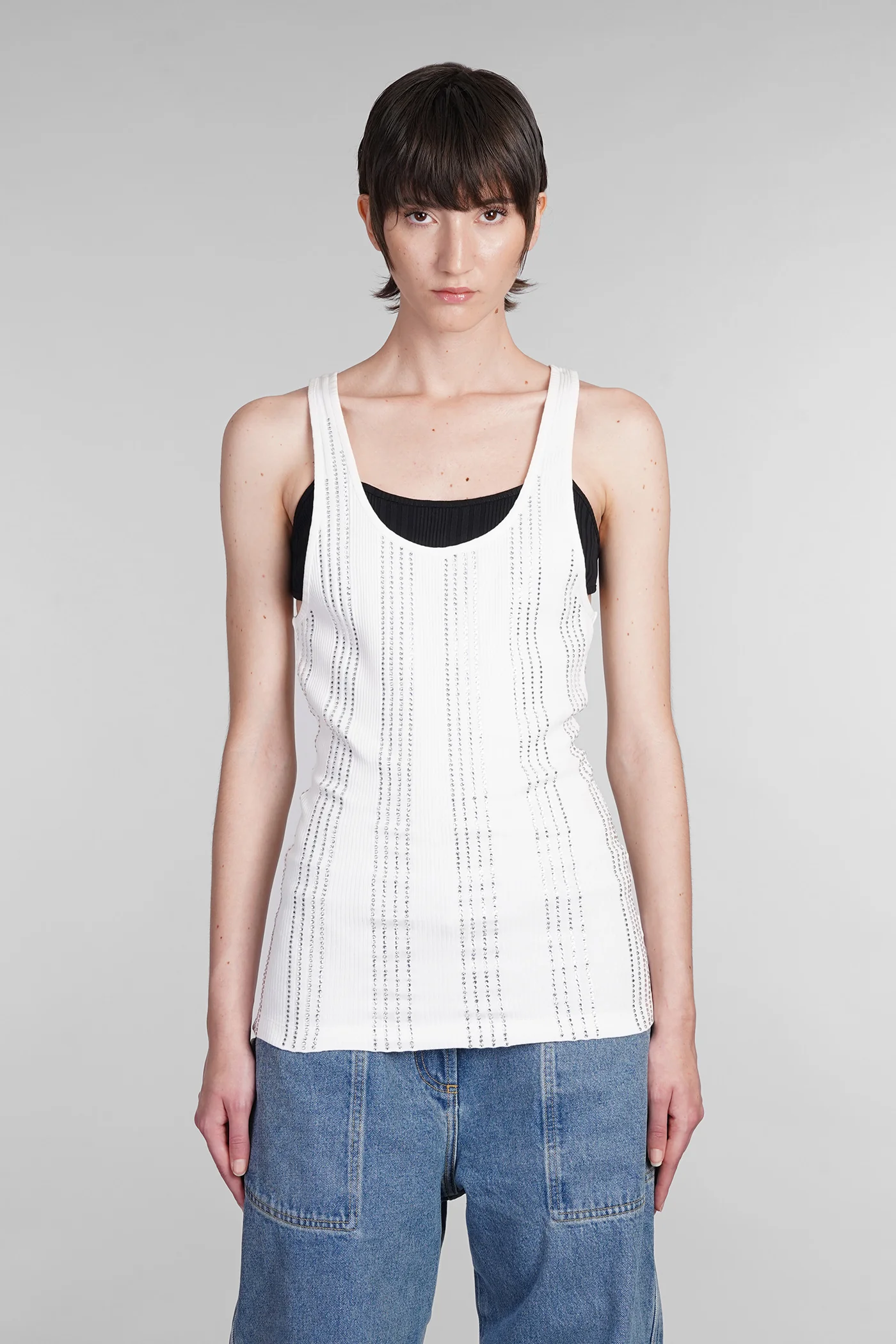 Topwear in white cotton