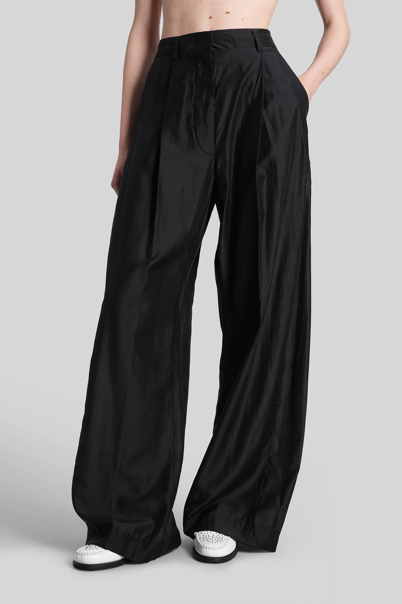 Billie 3111 Pants in black wool and polyester