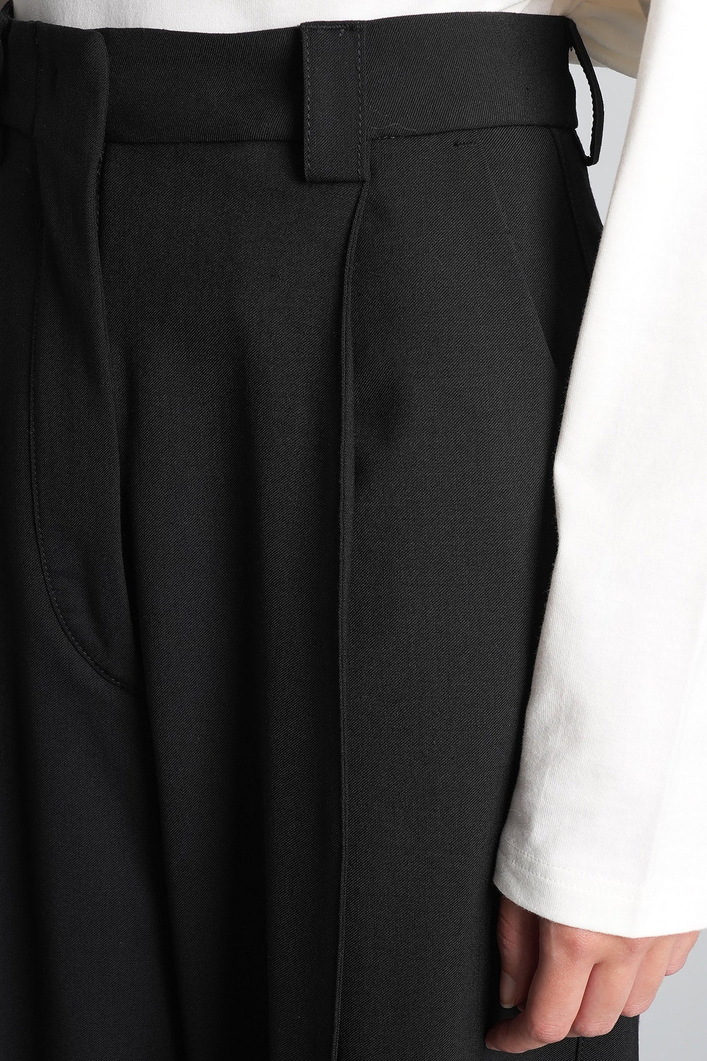 Cara 3116 Pants in black polyester - Image 5