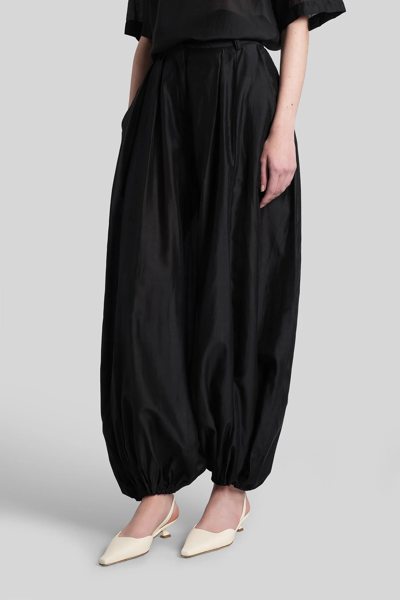 Dilan 3126 Pants in black wool and polyester - Image 4