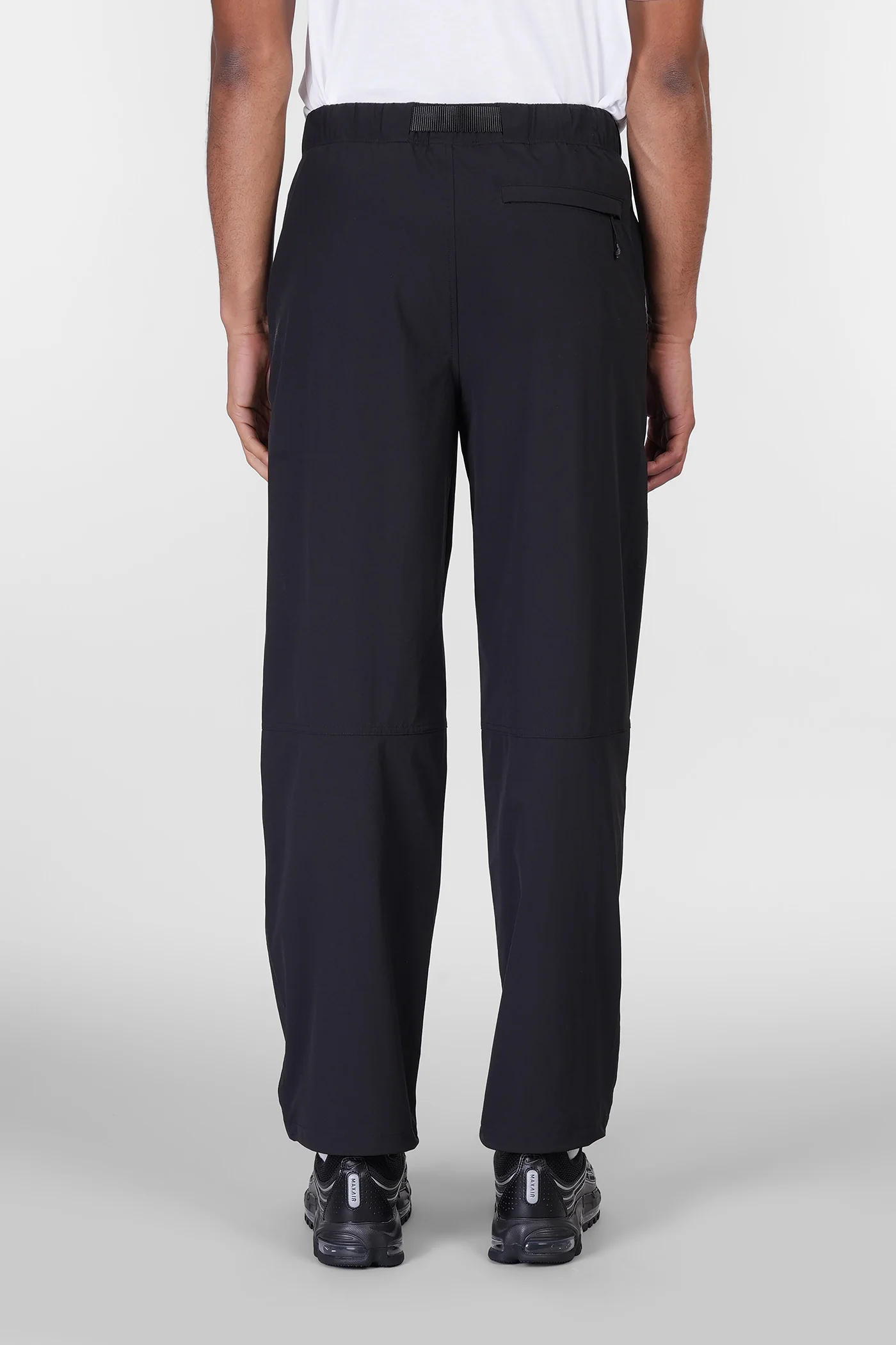 North Dome Wind Pant Pants in black nylon - Image 3