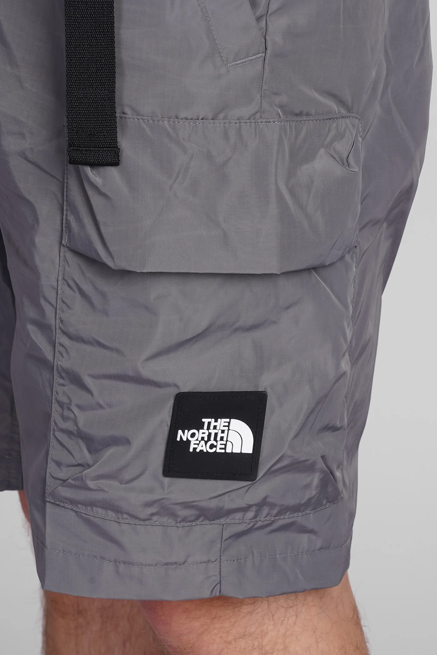 Shorts in grey polyester - Image 5