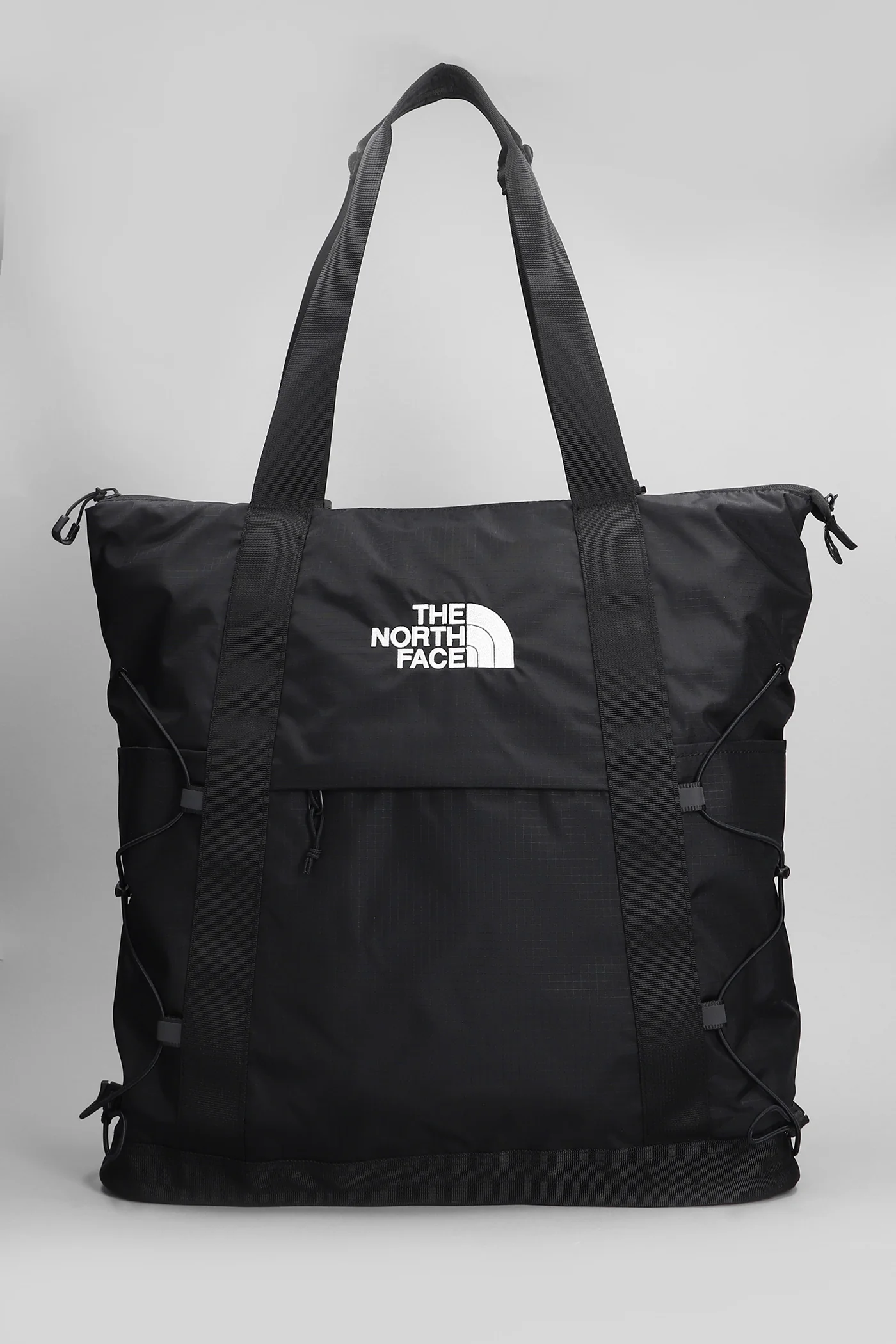 Tote in black synthetic fibers