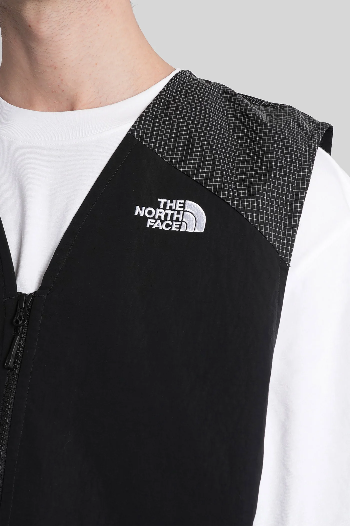 U nse tech vest Vest in black nylon - Image 5