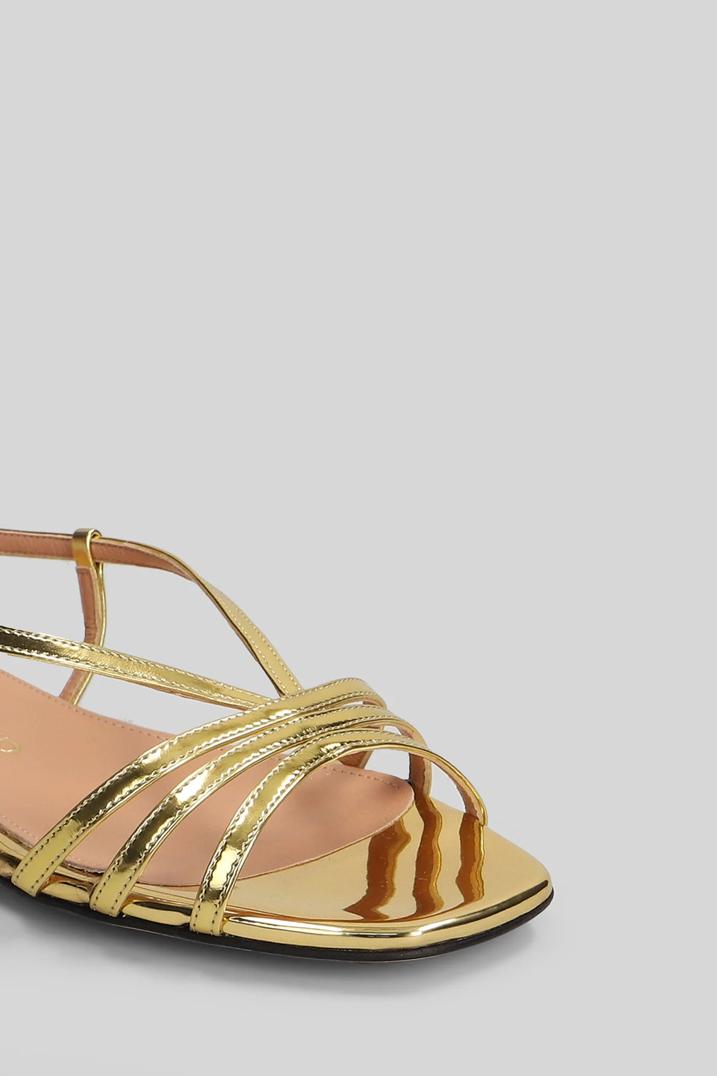 Flat sandal-slipper in gold leather - Image 5