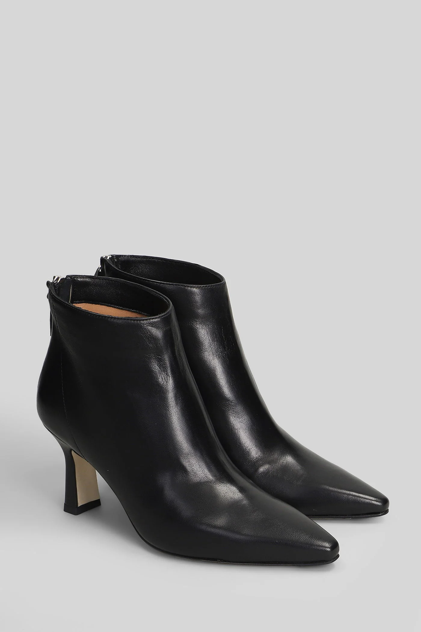High heels Ankle boots in black leather - Image 2