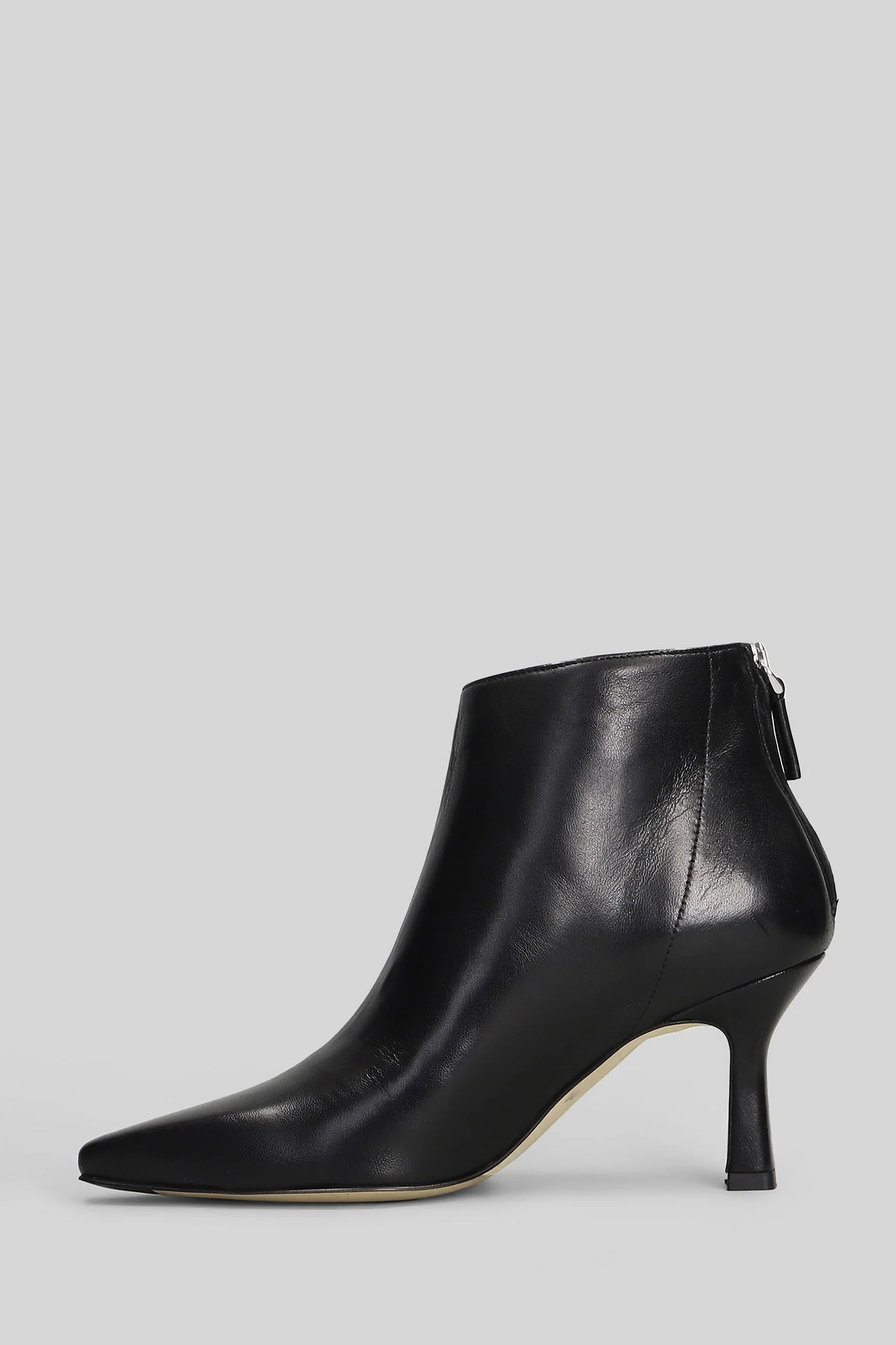 High heels Ankle boots in black leather - Image 3