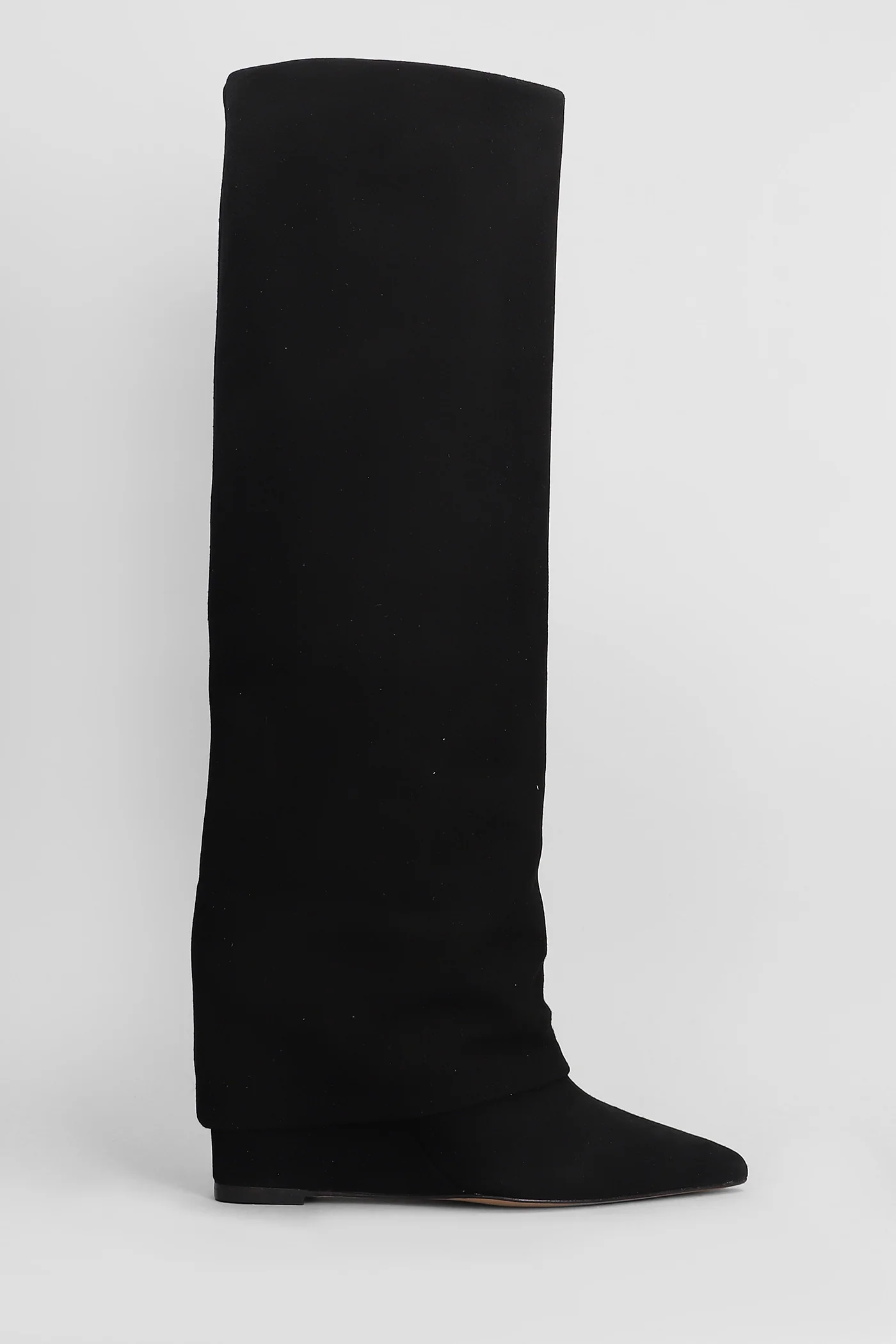 High heels boots in black suede