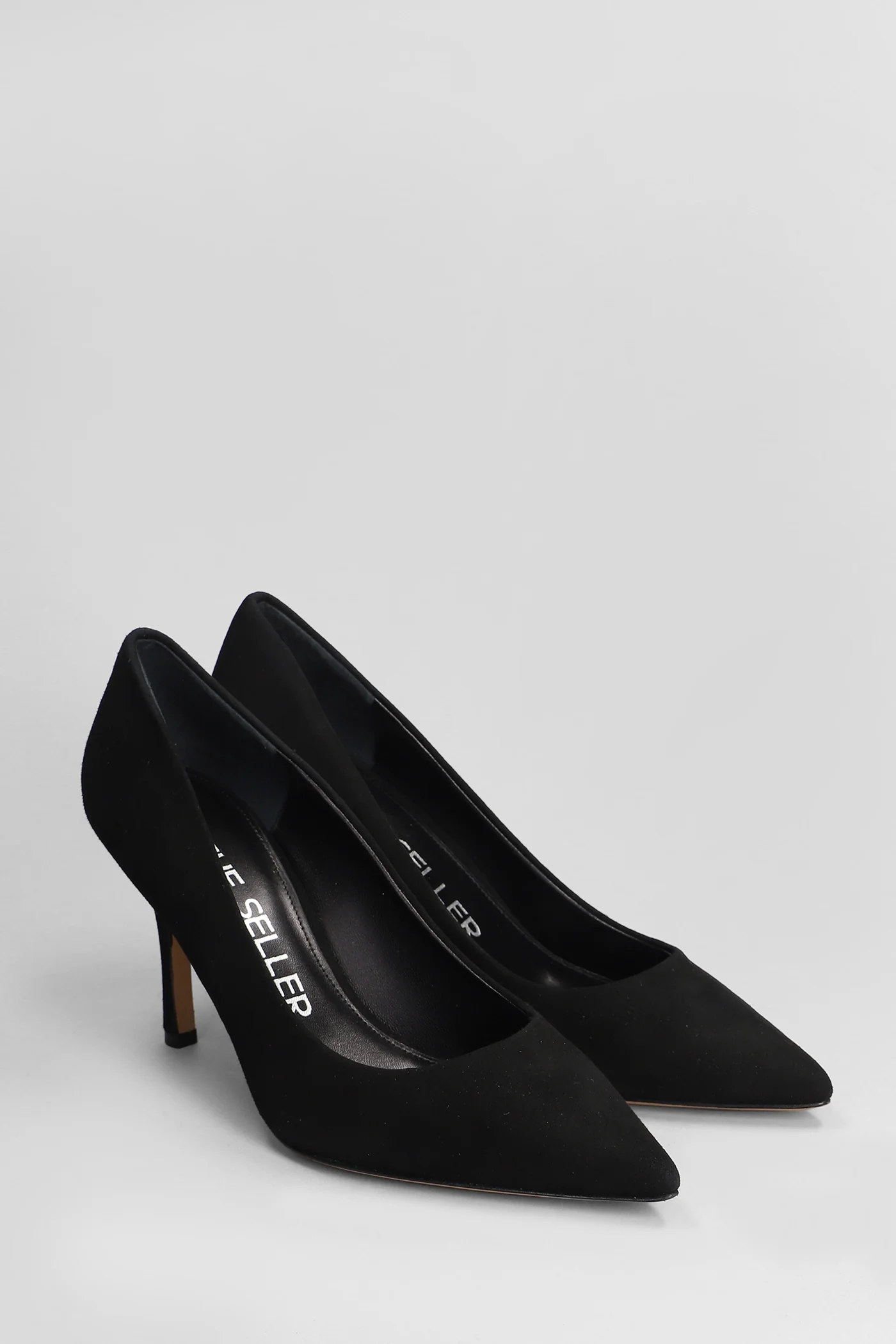 Pumps in black suede - Image 2