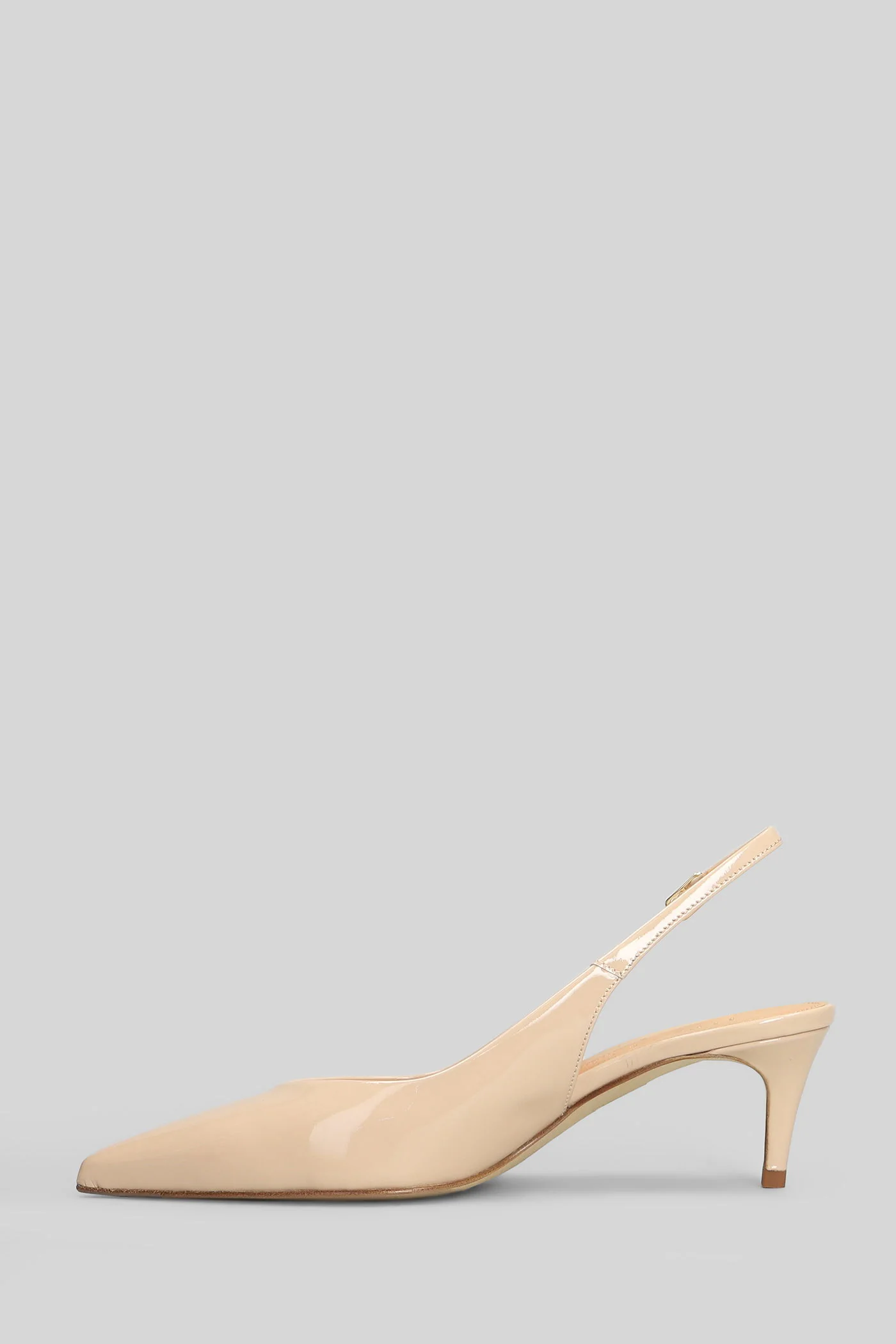 Pumps in powder patent leather - Image 3