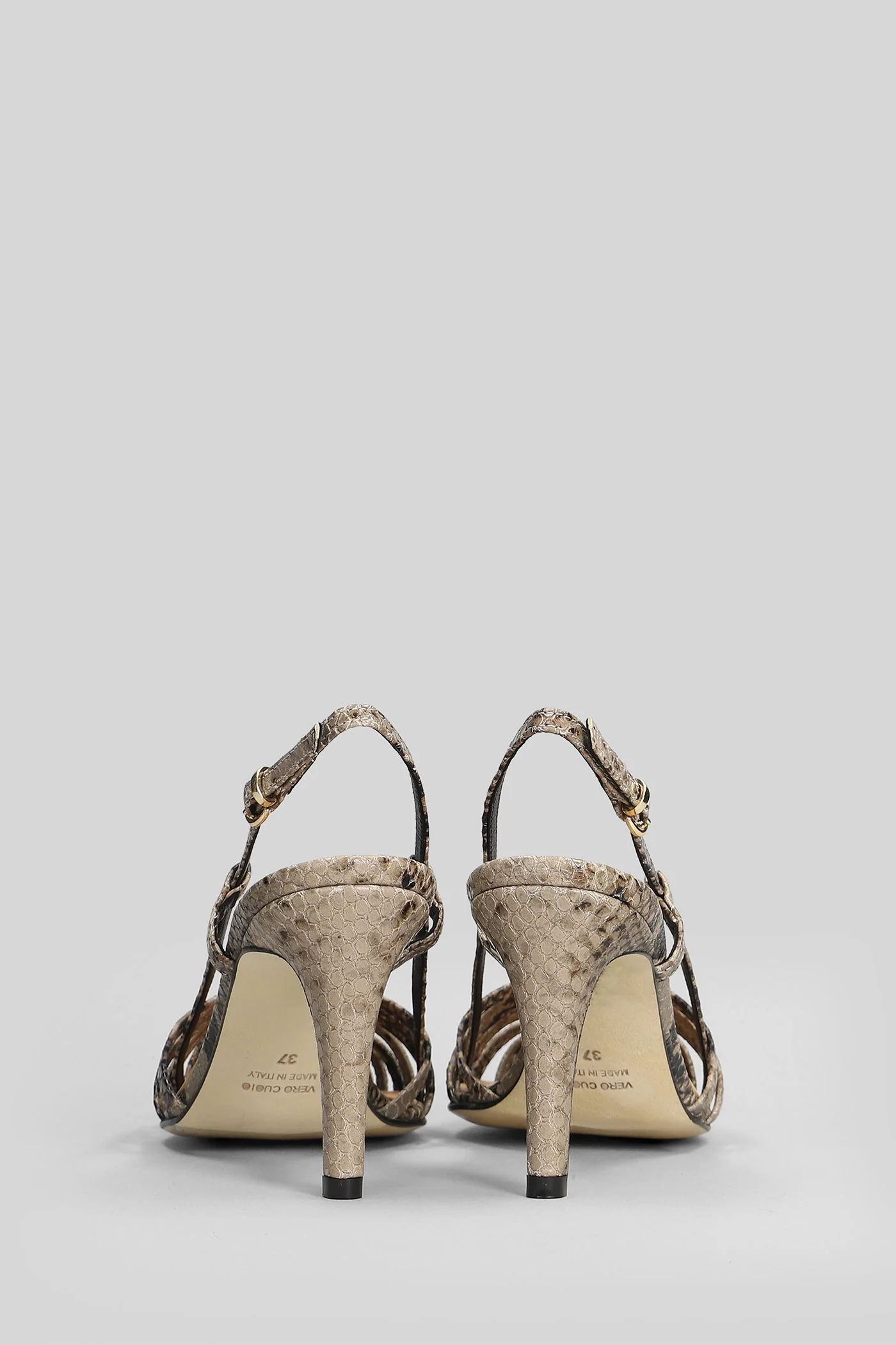 Pumps in python print leather - Image 4