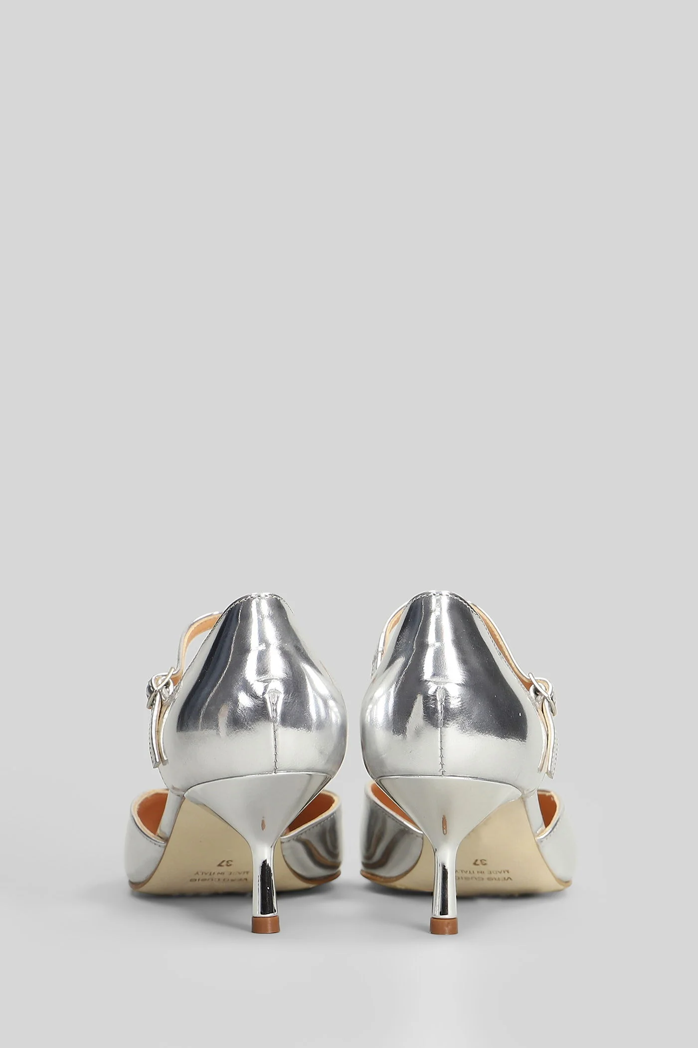 Pumps in silver leather - Image 4
