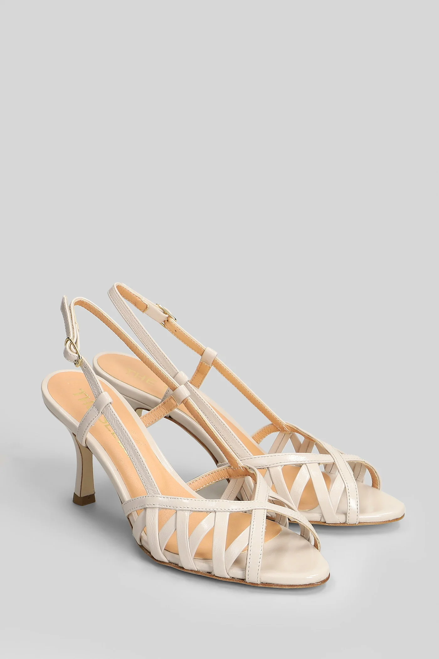 Sandals in beige leather - Image 2