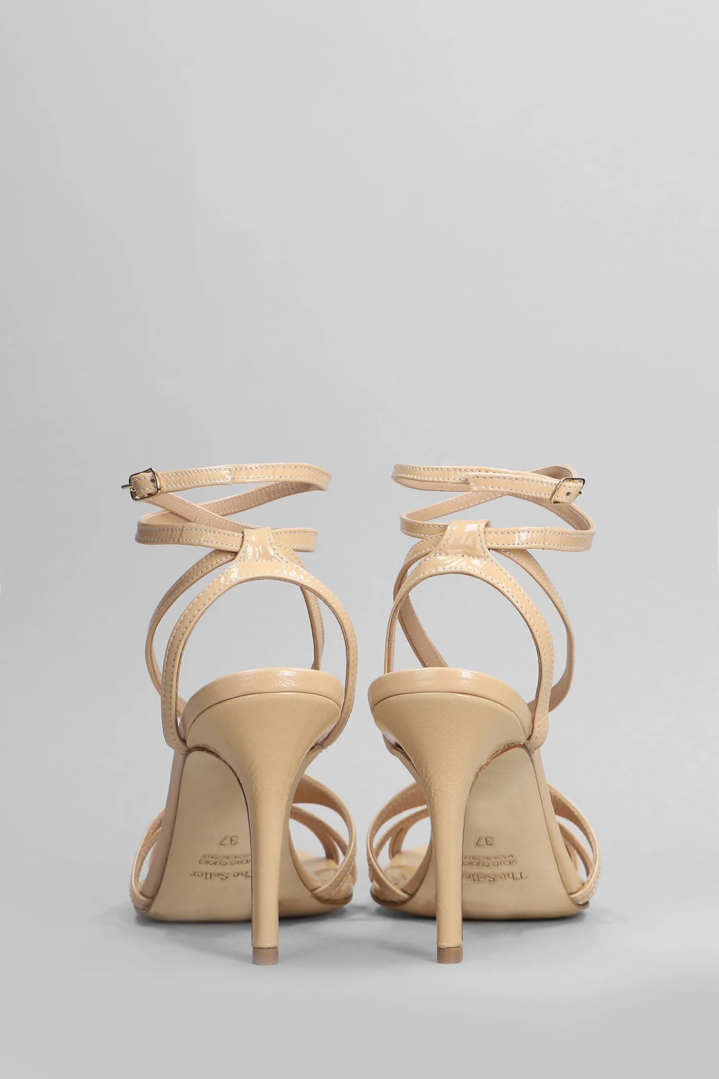 Sandals in beige leather - Image 4