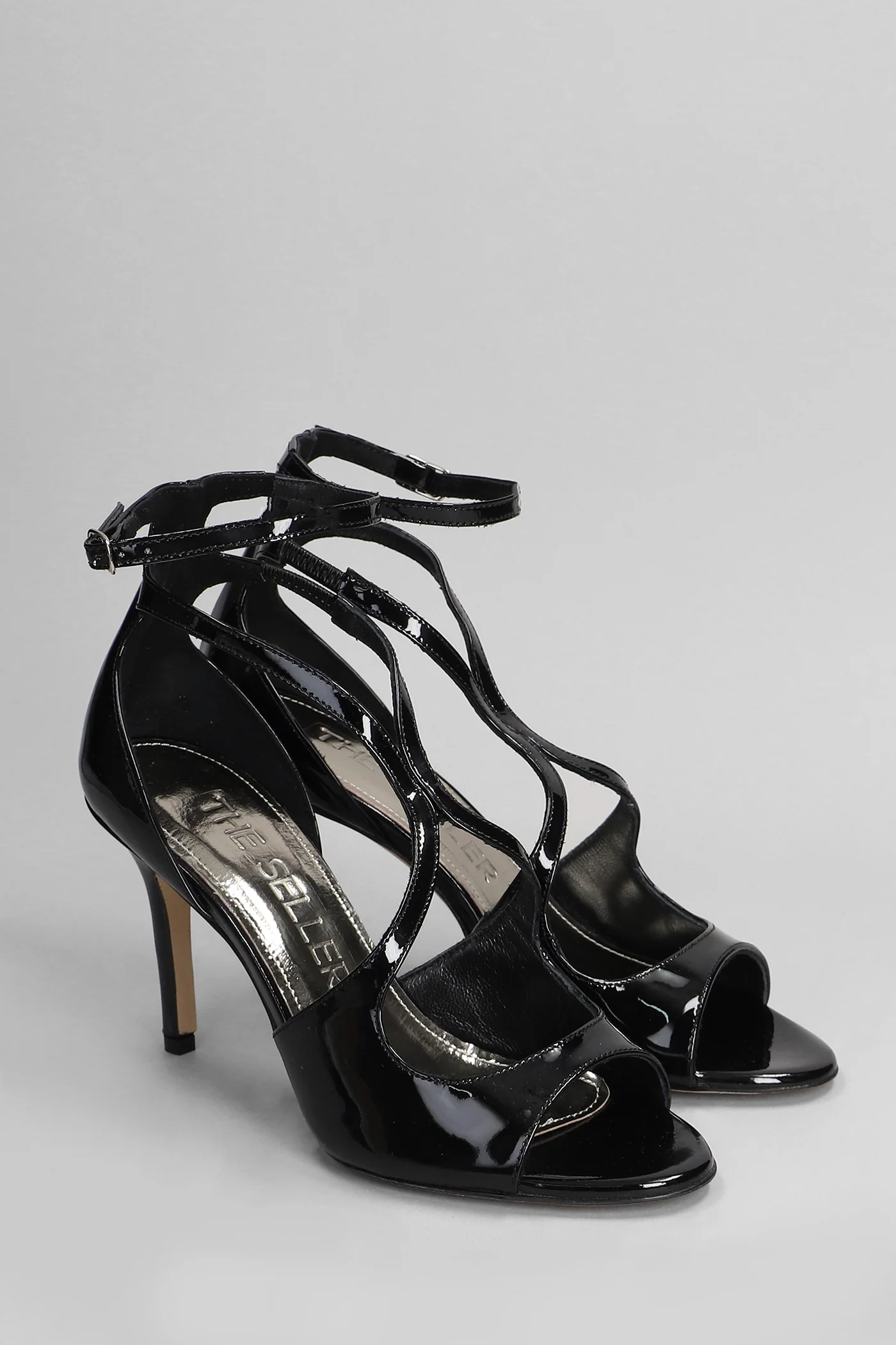 Sandals in black patent leather - Image 2