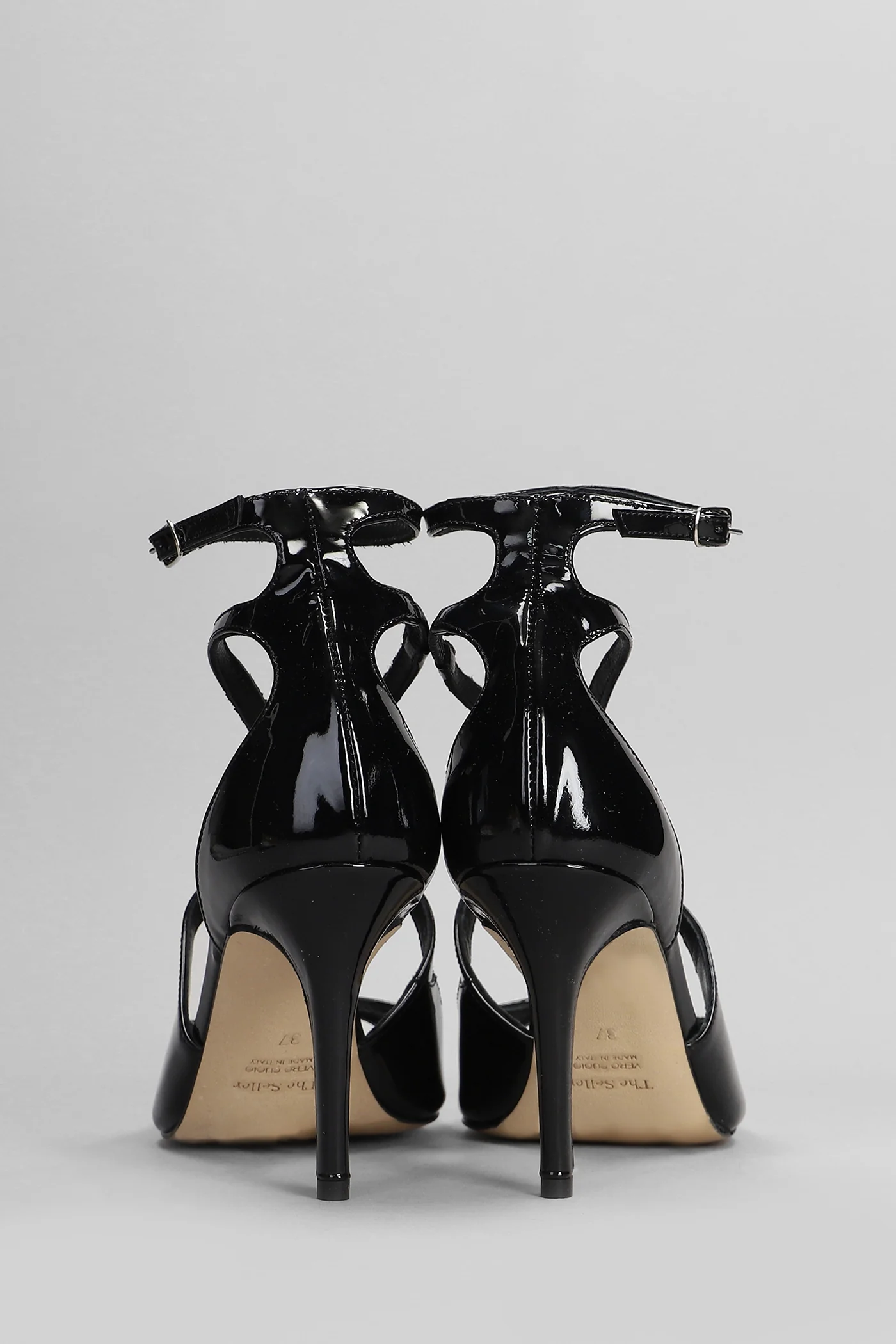 Sandals in black patent leather - Image 4