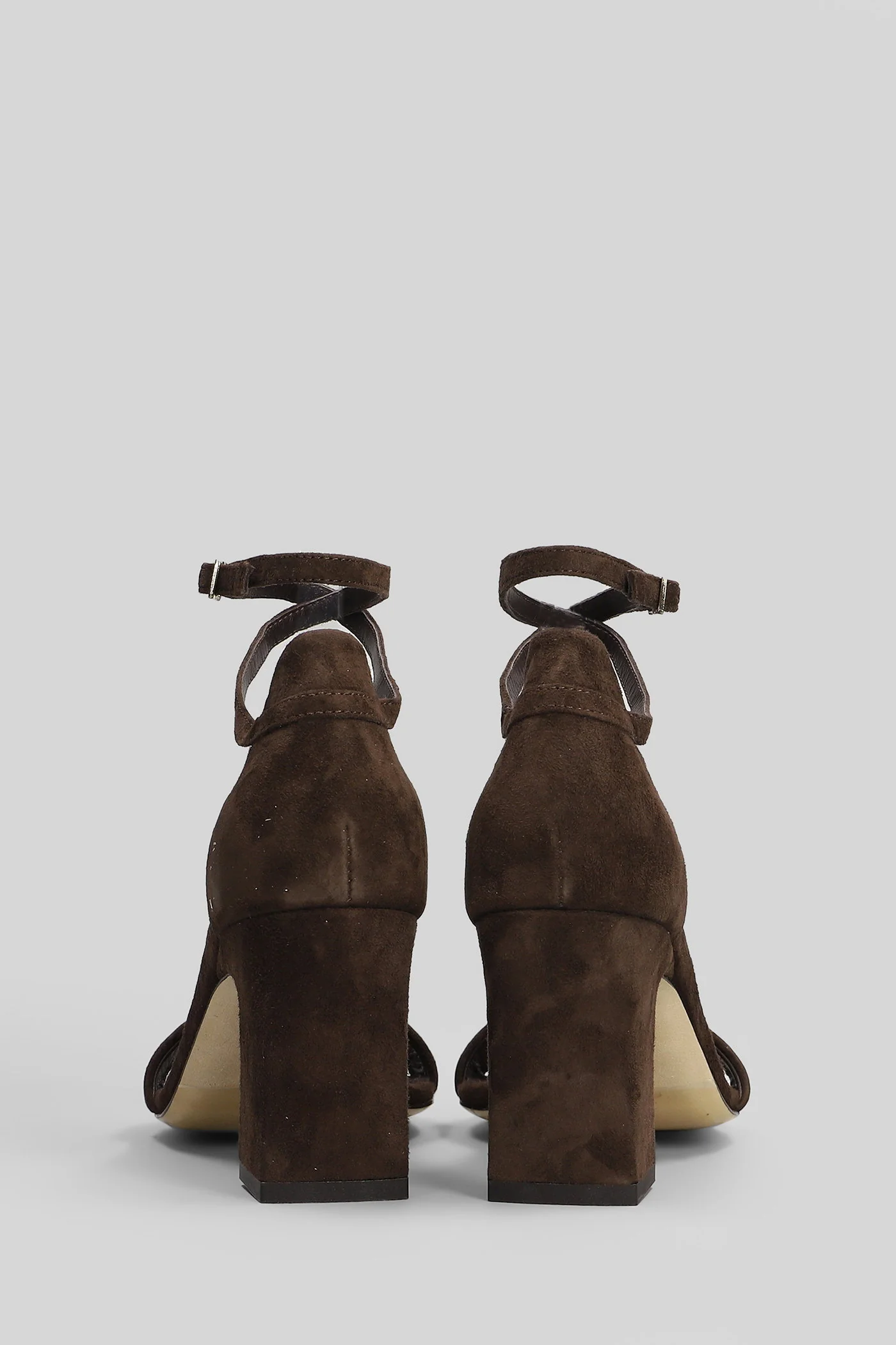 Sandals in dark brown suede - Image 4