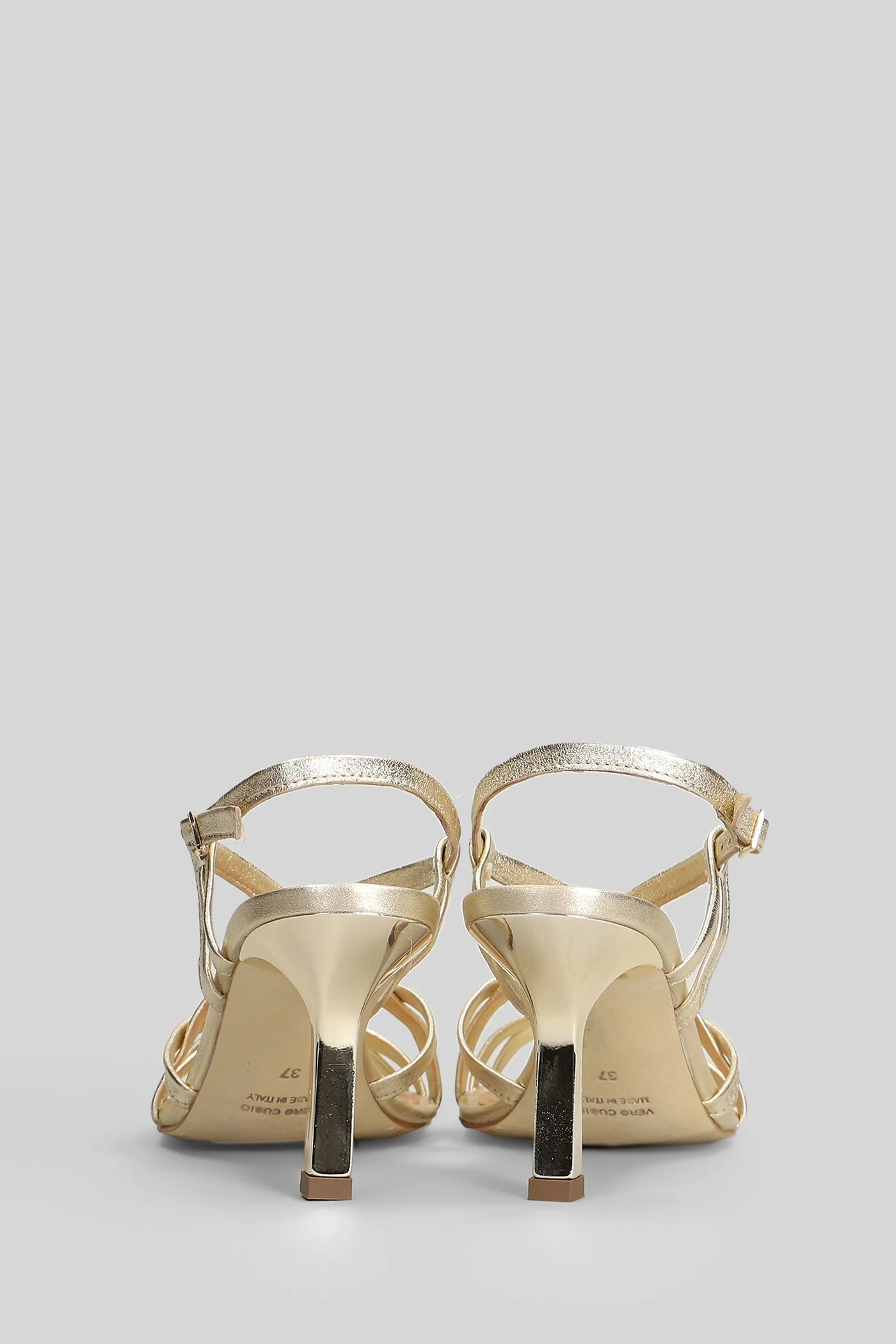 Sandals in platinum leather - Image 4
