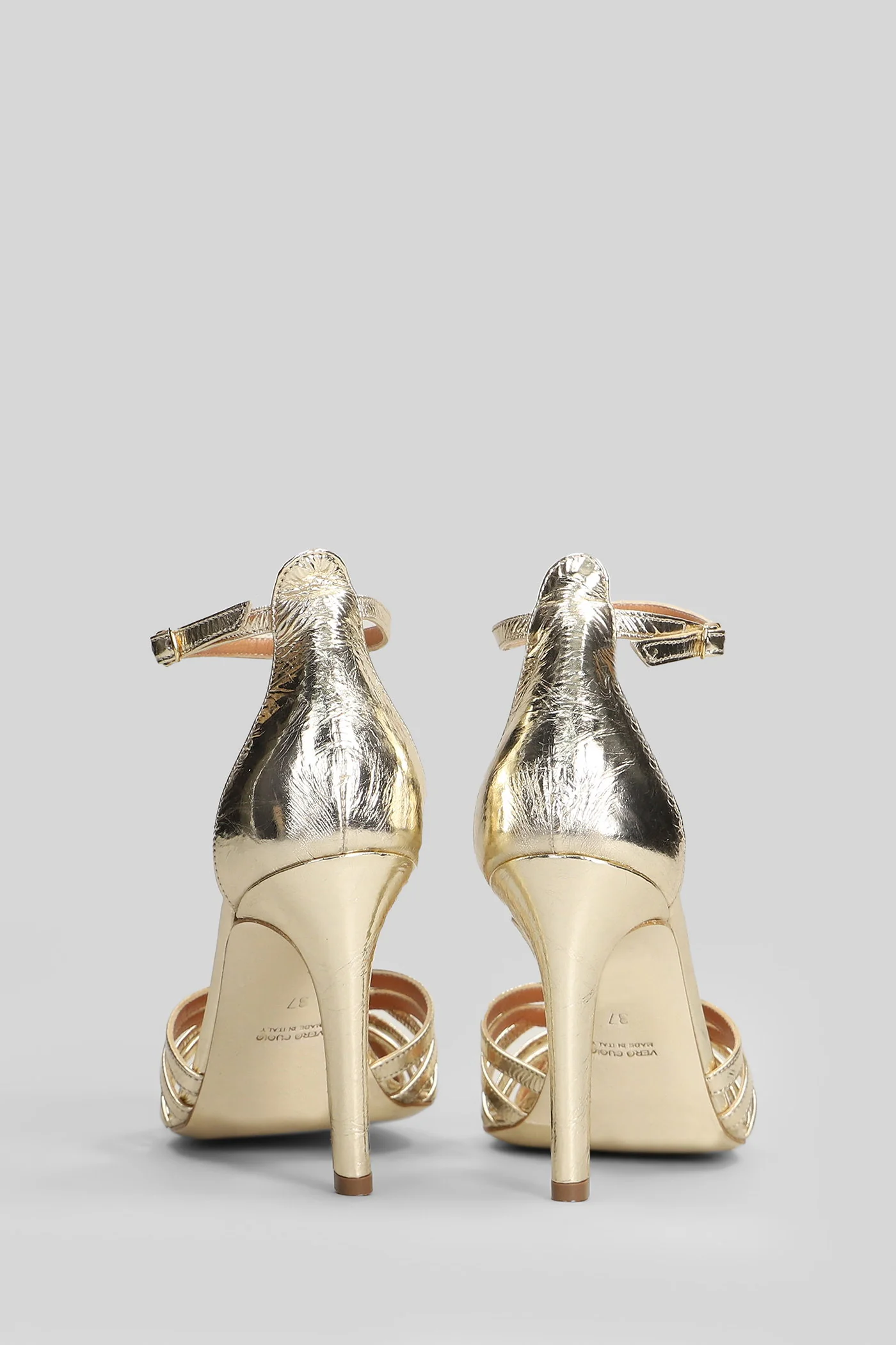 Sandals in platinum leather - Image 4