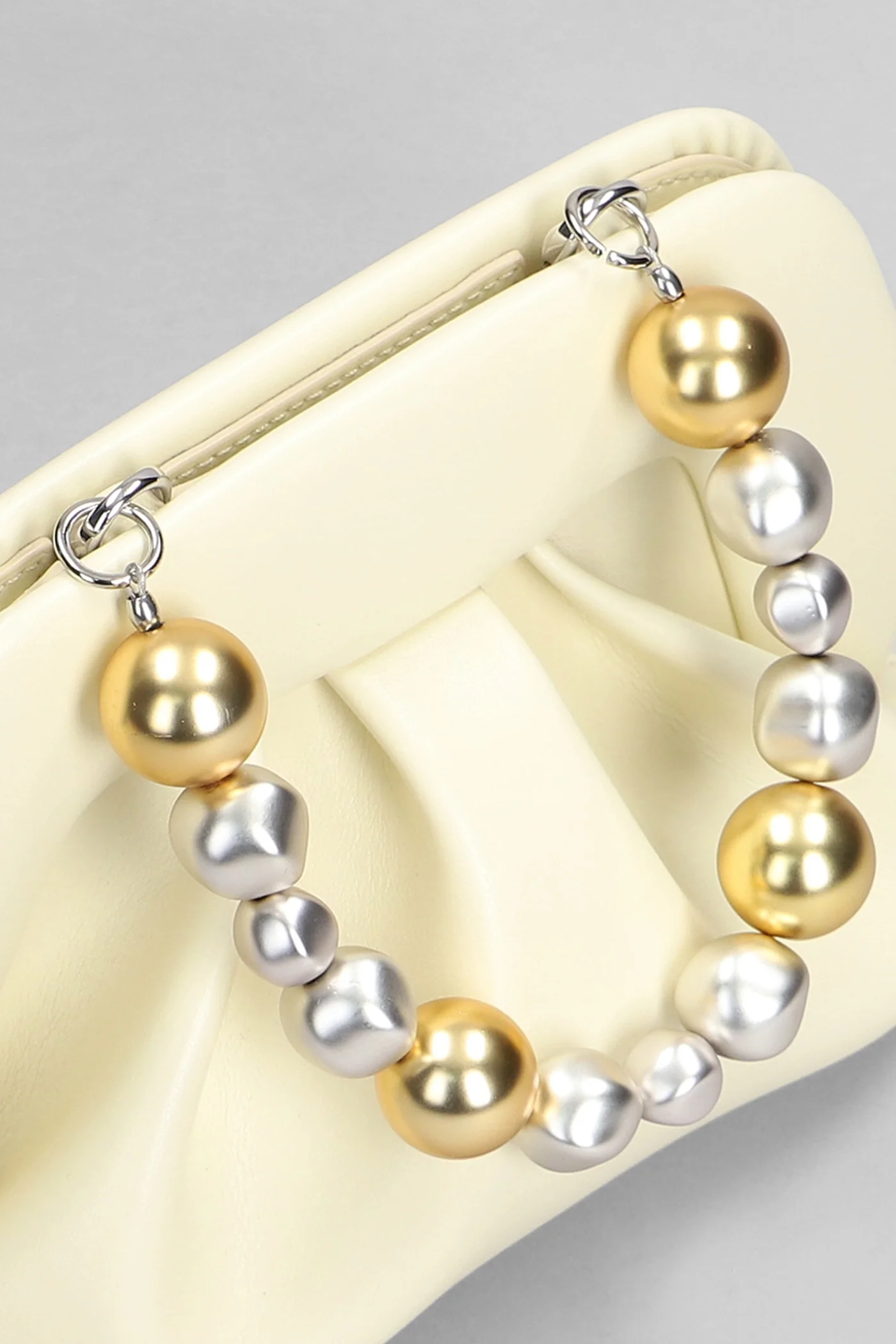 Gea Apple Beads Clutch in beige faux leather - Image 4