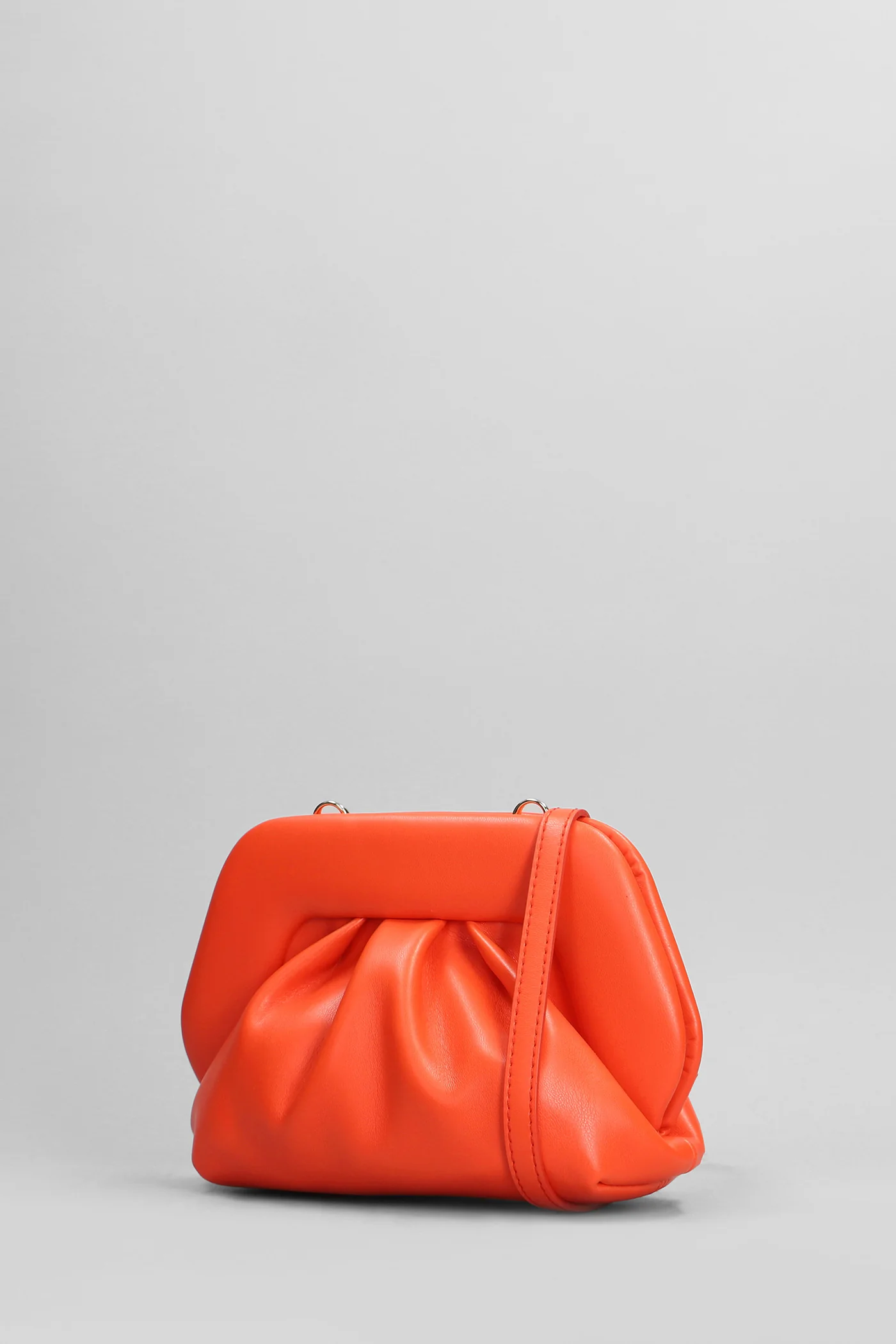 Gea Vegan Clutch in red faux leather - Image 2