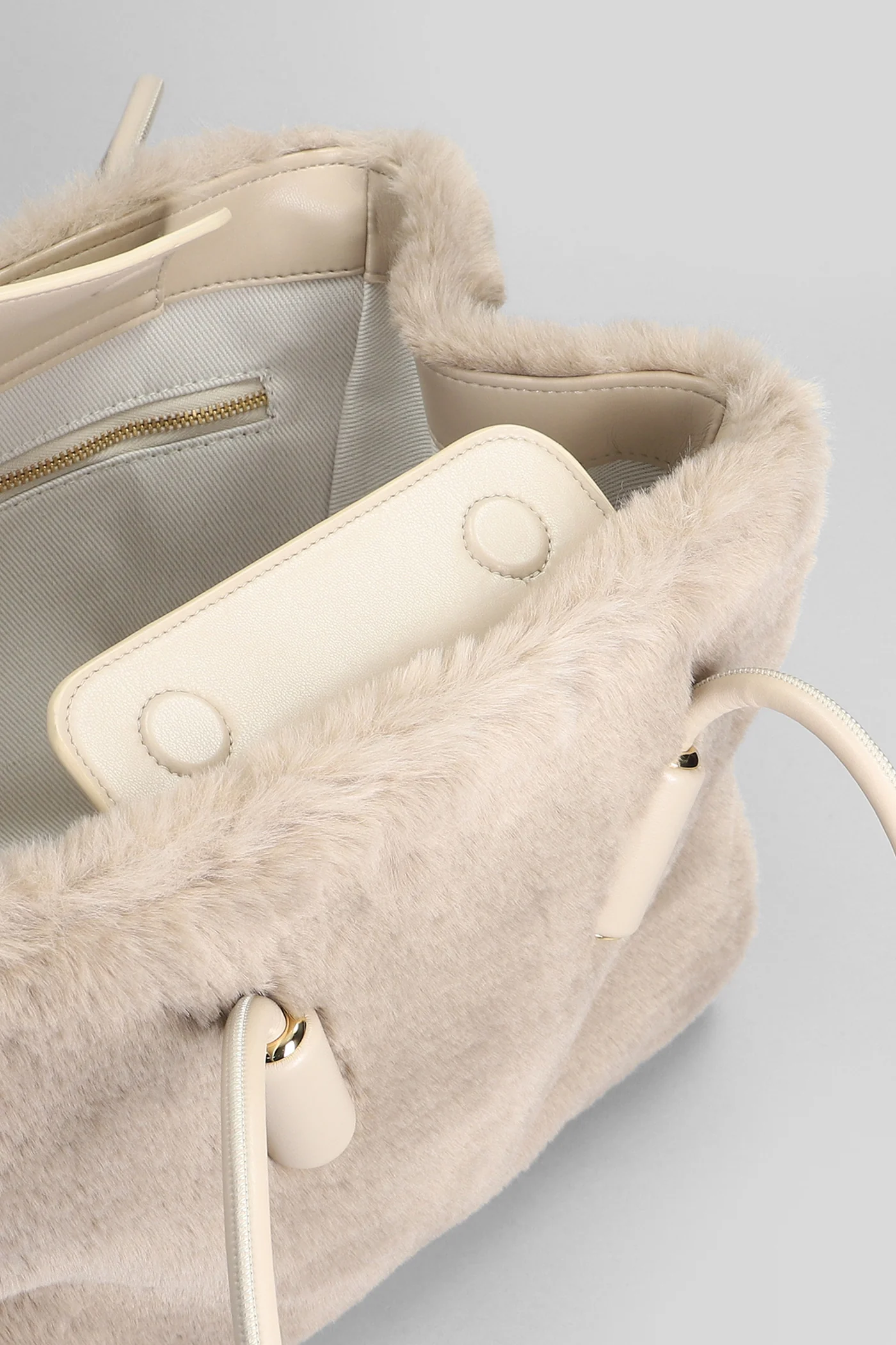 Leila Fur Shoulder bag in taupe polyester - Image 4